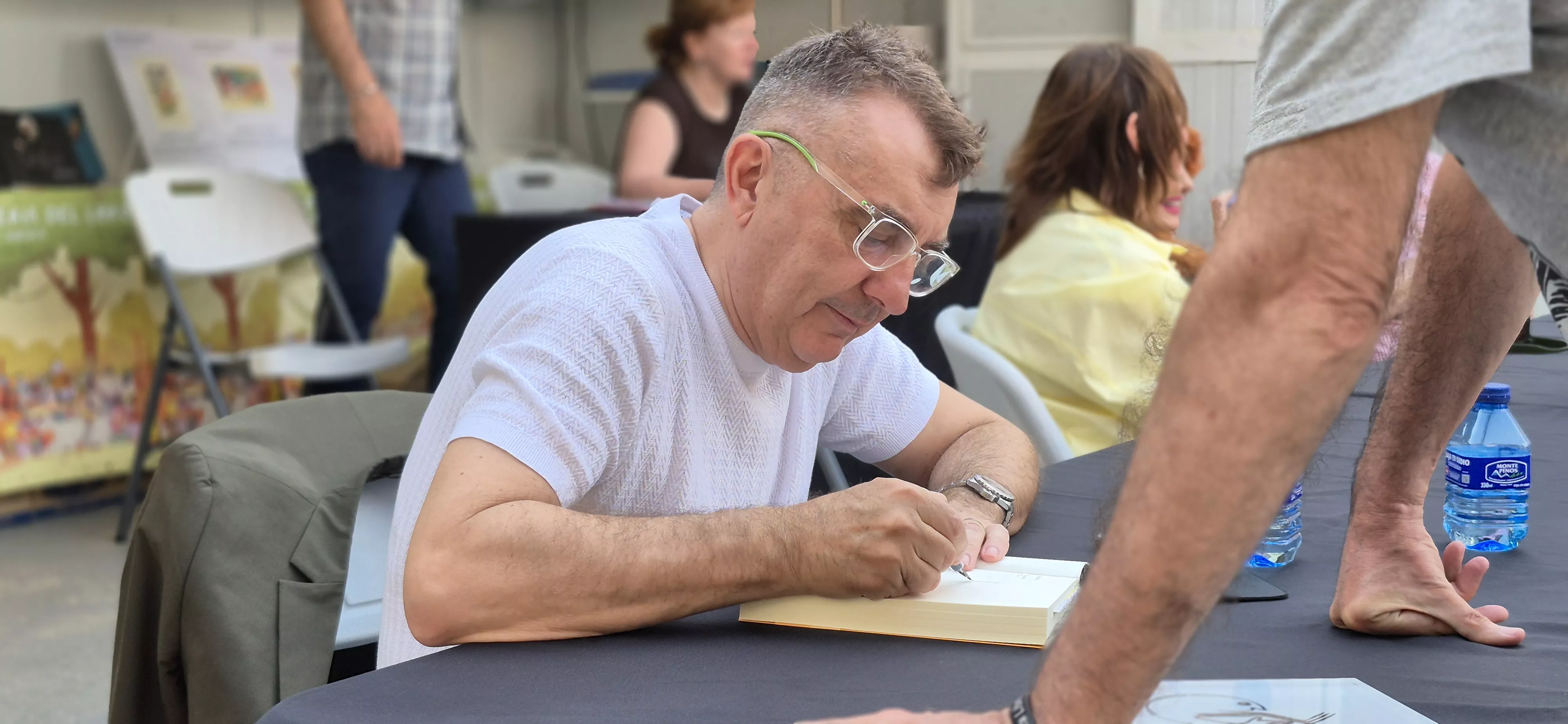Manuel Vilas. 42ª Feria del Libro de Huesca. Foto Myriam Martínez