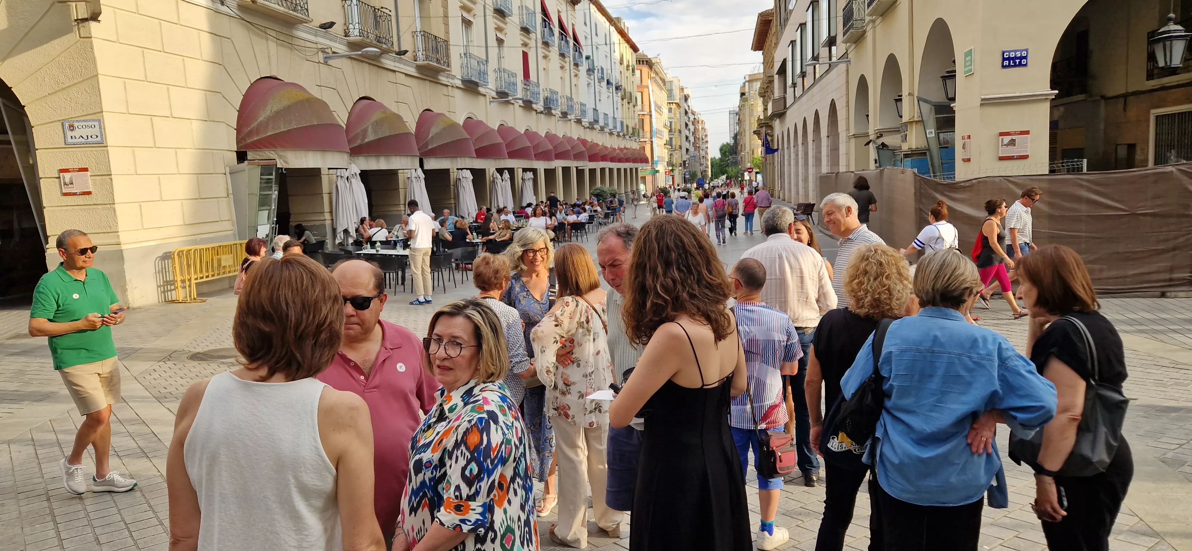 Encuentro de "cuerpos rebeldes" en la 42 Feria del Libro de Huesca el lunes 1 de junio. Foto Myriam Martínez