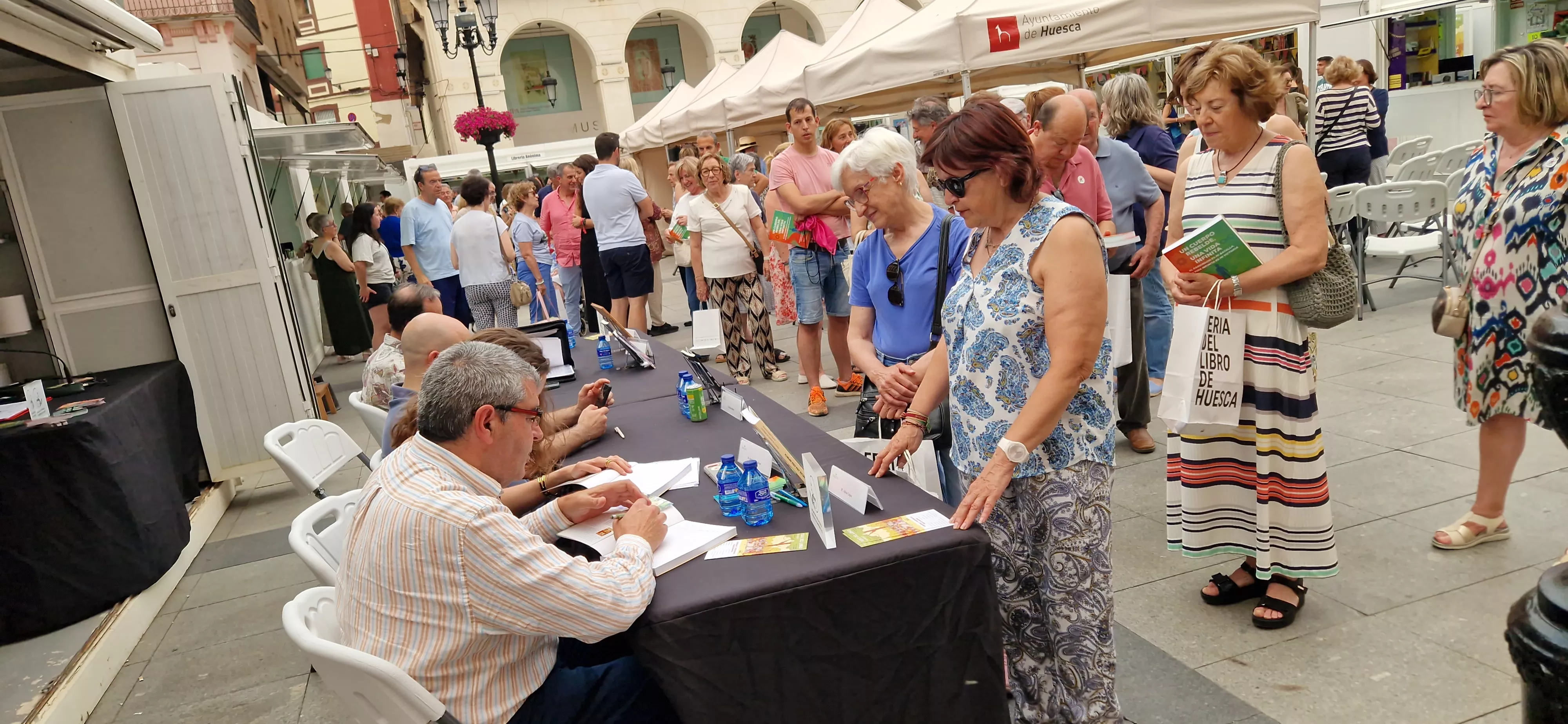 42 Feria del Libro de Huesca el lunes 1 de junio. Foto Myriam Martínez