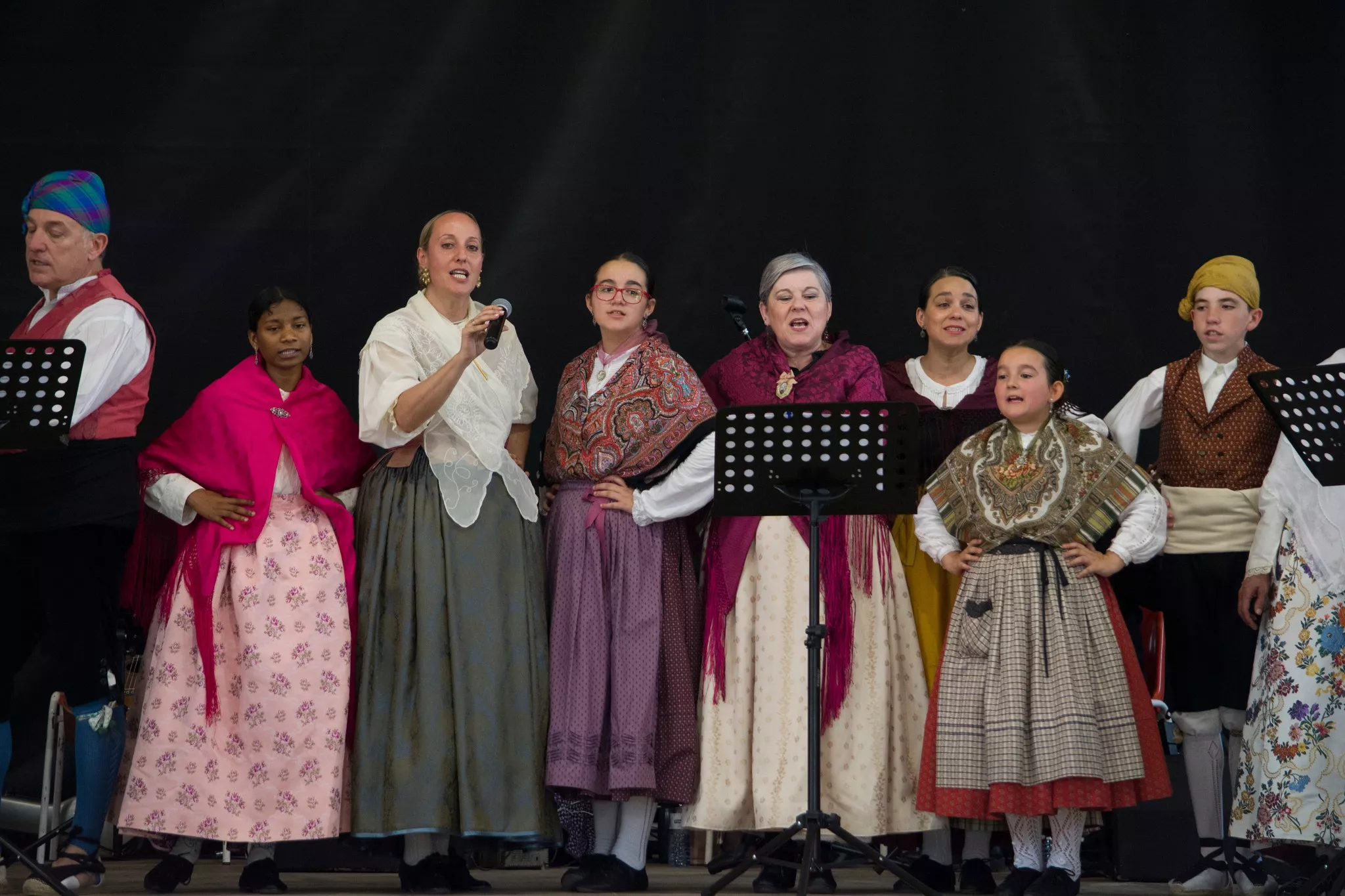 Festival de fin de curso de la Escuela de Folklore y Música de Huesca en Chimillas. Foto David Claveria