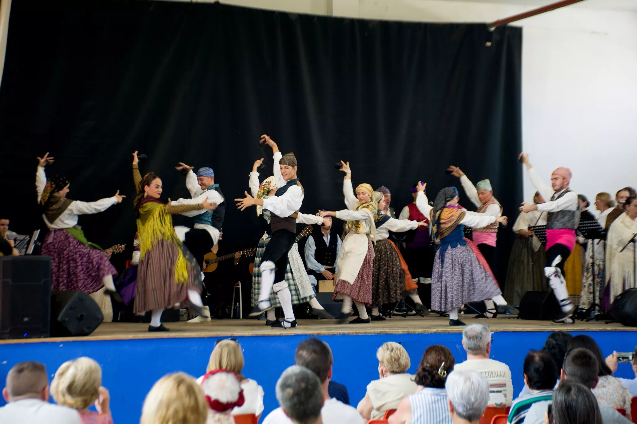 Festival de fin de curso de la Escuela de Folklore y Música de Huesca en Chimillas. Foto David Claveria