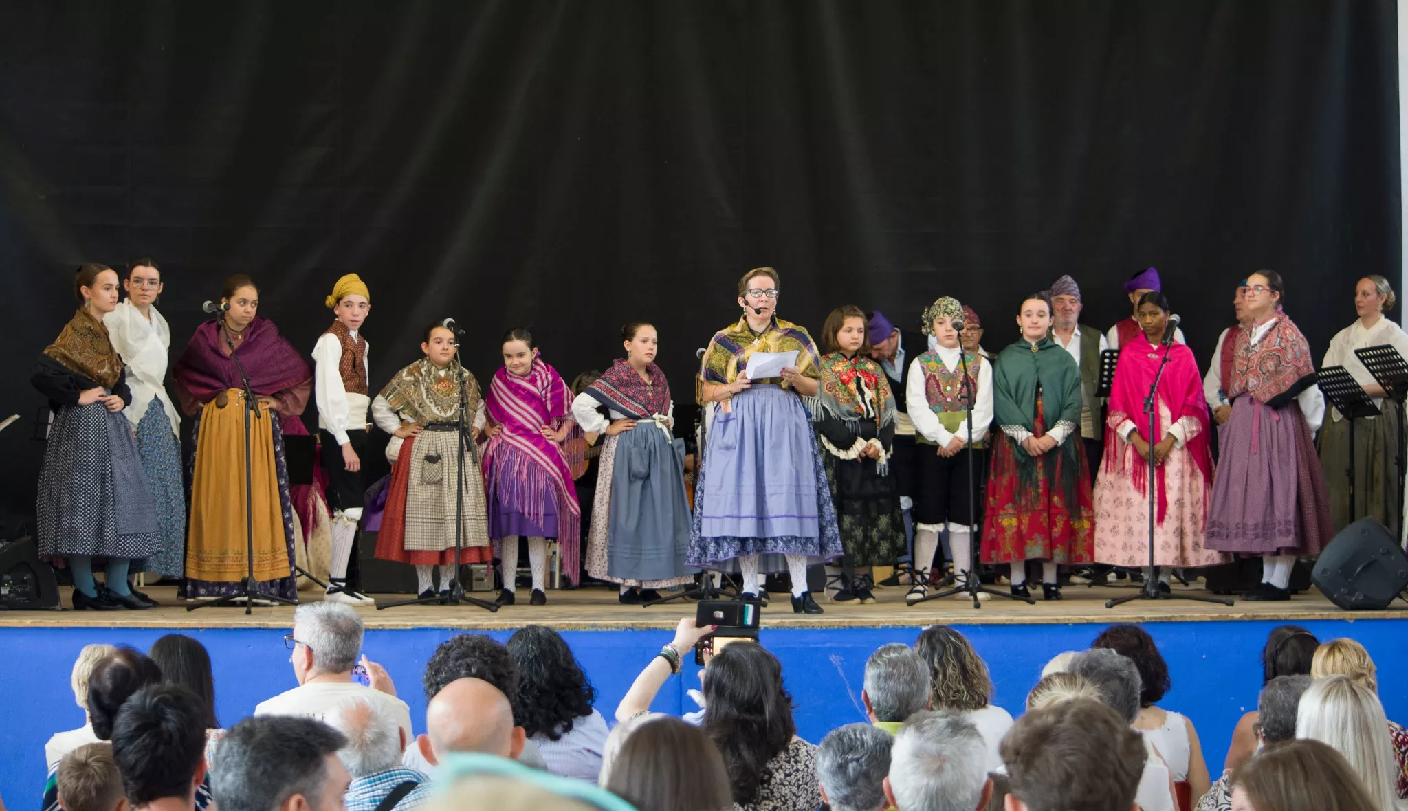 Festival de fin de curso de la Escuela de Folklore y Música de Huesca en Chimillas. Foto David Claveria