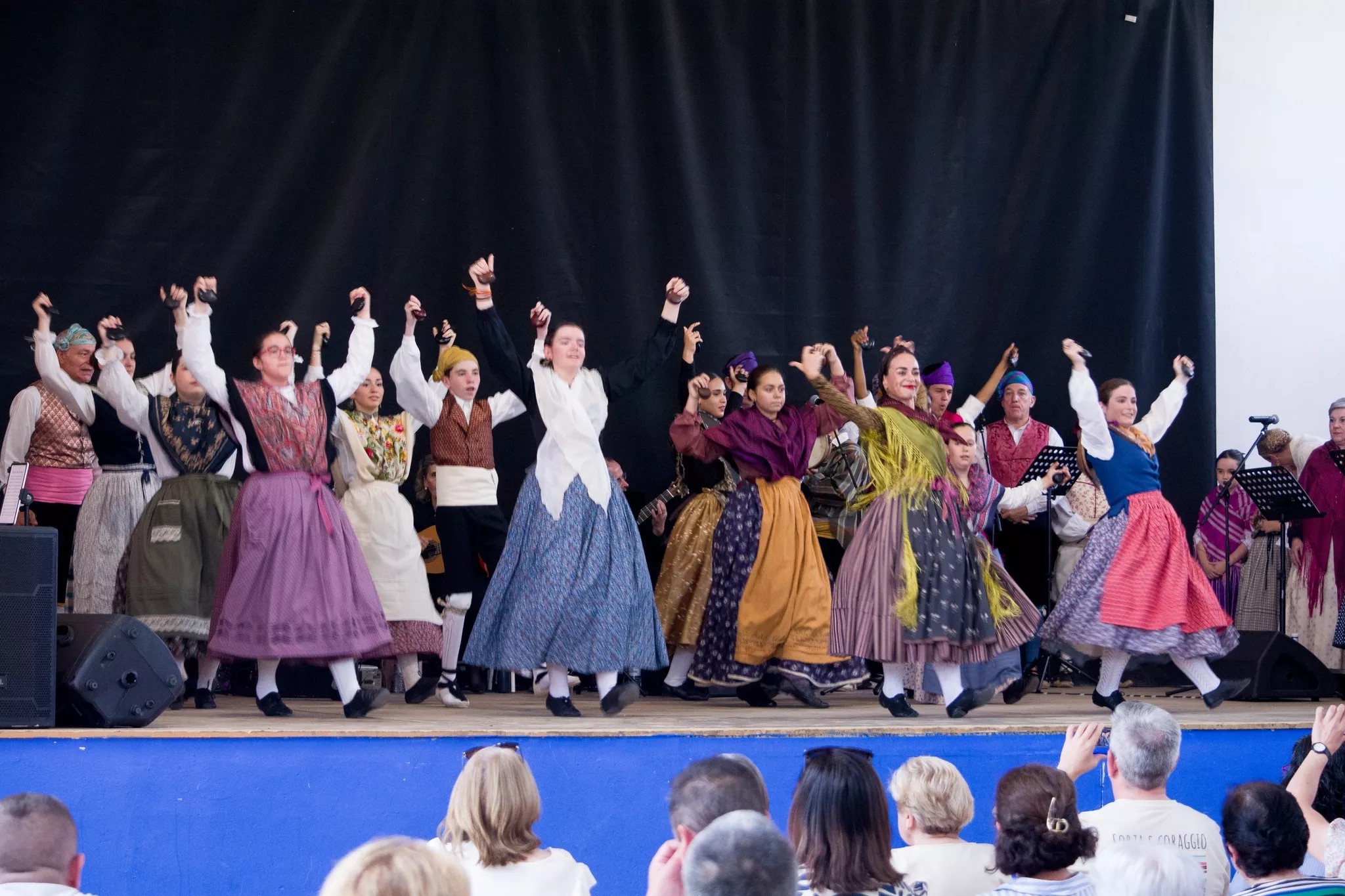 Festival de fin de curso de la Escuela de Folklore y Música de Huesca en Chimillas. Foto David Claveria