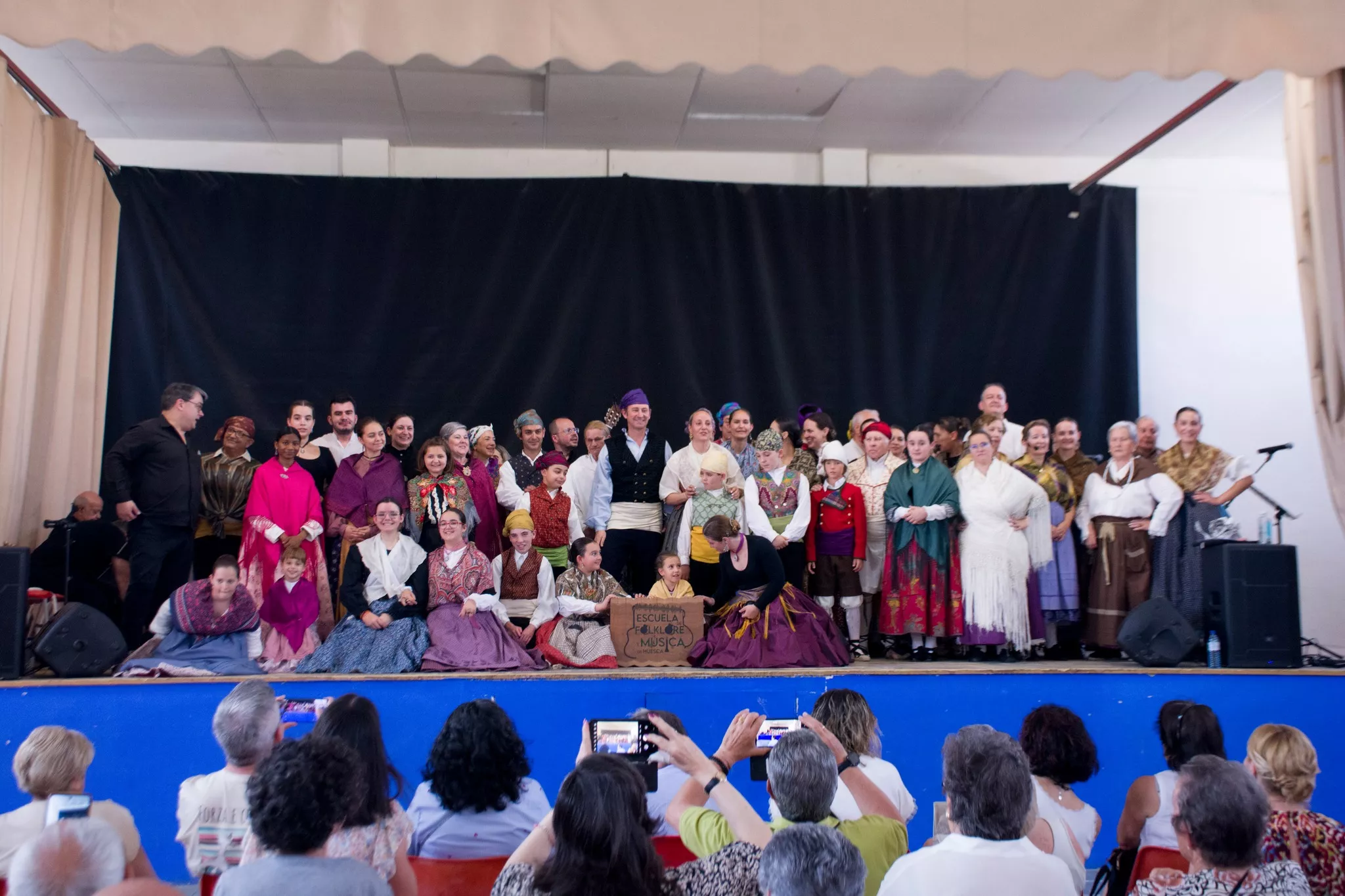 Festival de fin de curso de la Escuela de Folklore y Música de Huesca en Chimillas. Foto David Claveria
