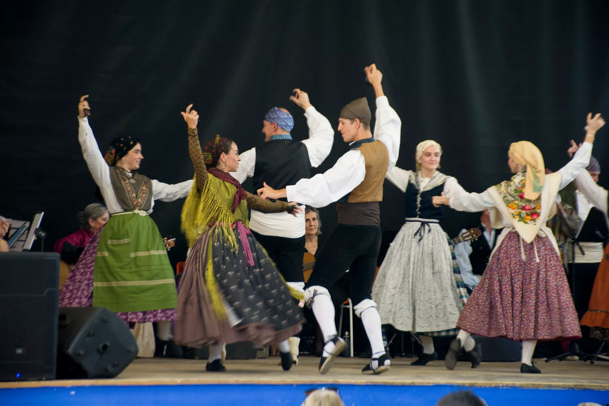 Festival de fin de curso de la Escuela de Folklore y Música de Huesca en Chimillas. Foto David Claveria