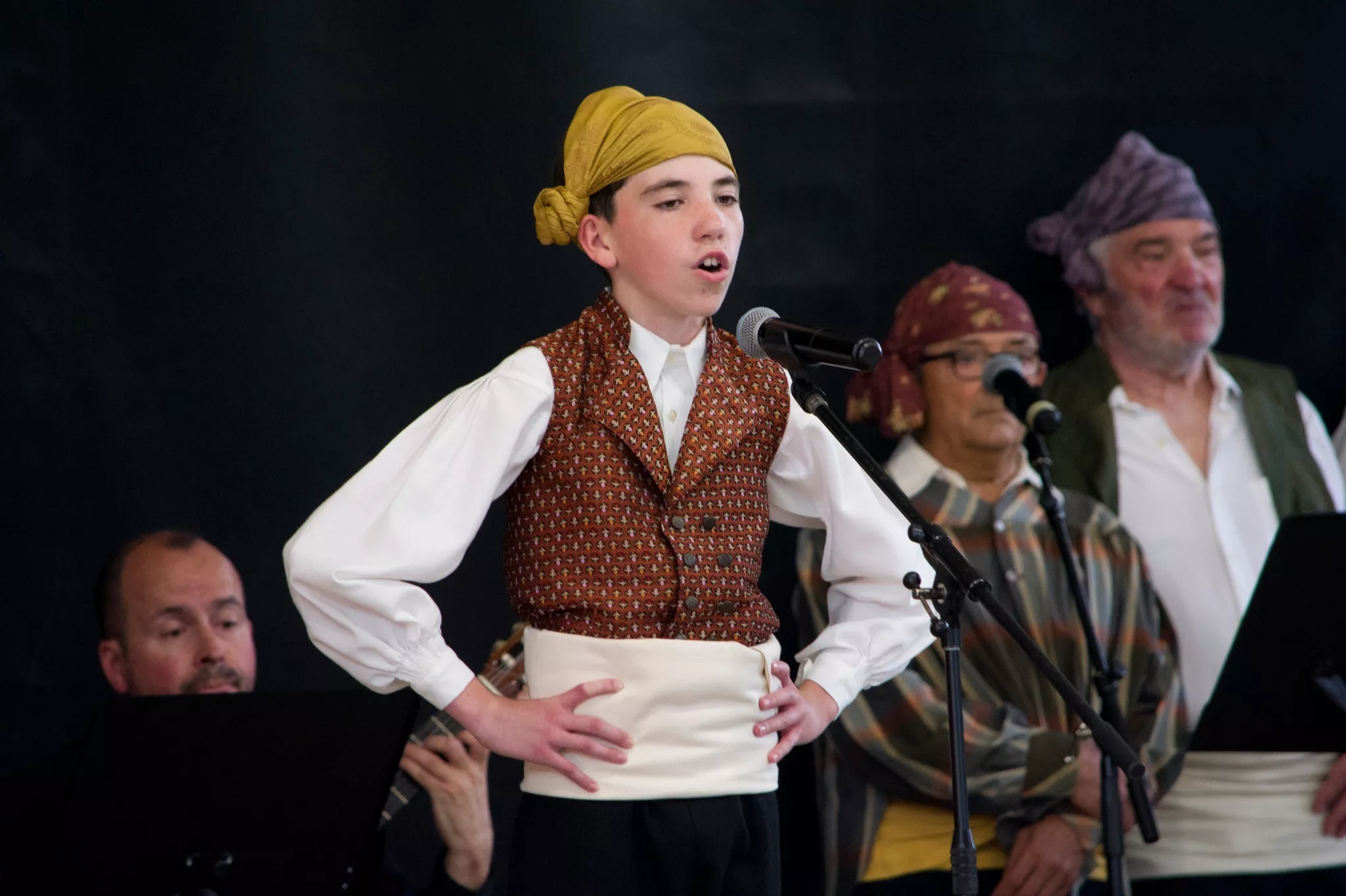 Festival de fin de curso de la Escuela de Folklore y Música de Huesca en Chimillas. Foto David Claveria