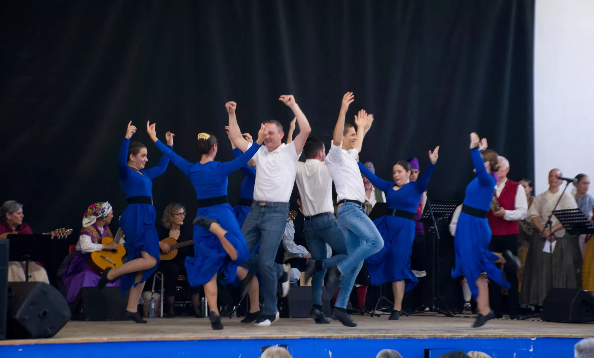 Festival de fin de curso de la Escuela de Folklore y Música de Huesca en Chimillas. Foto David Claveria