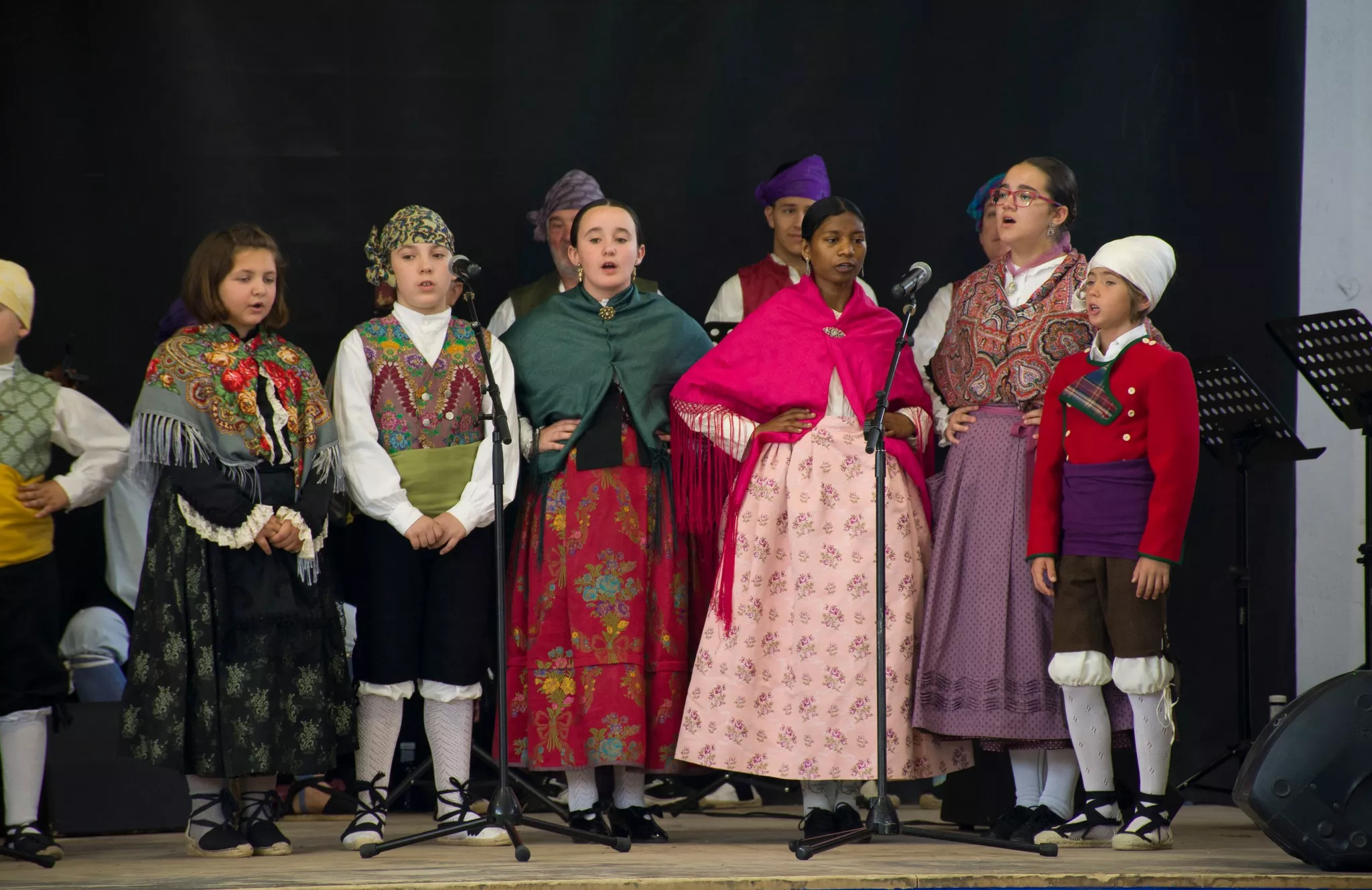 Festival de fin de curso de la Escuela de Folklore y Música de Huesca en Chimillas. Foto David Claveria