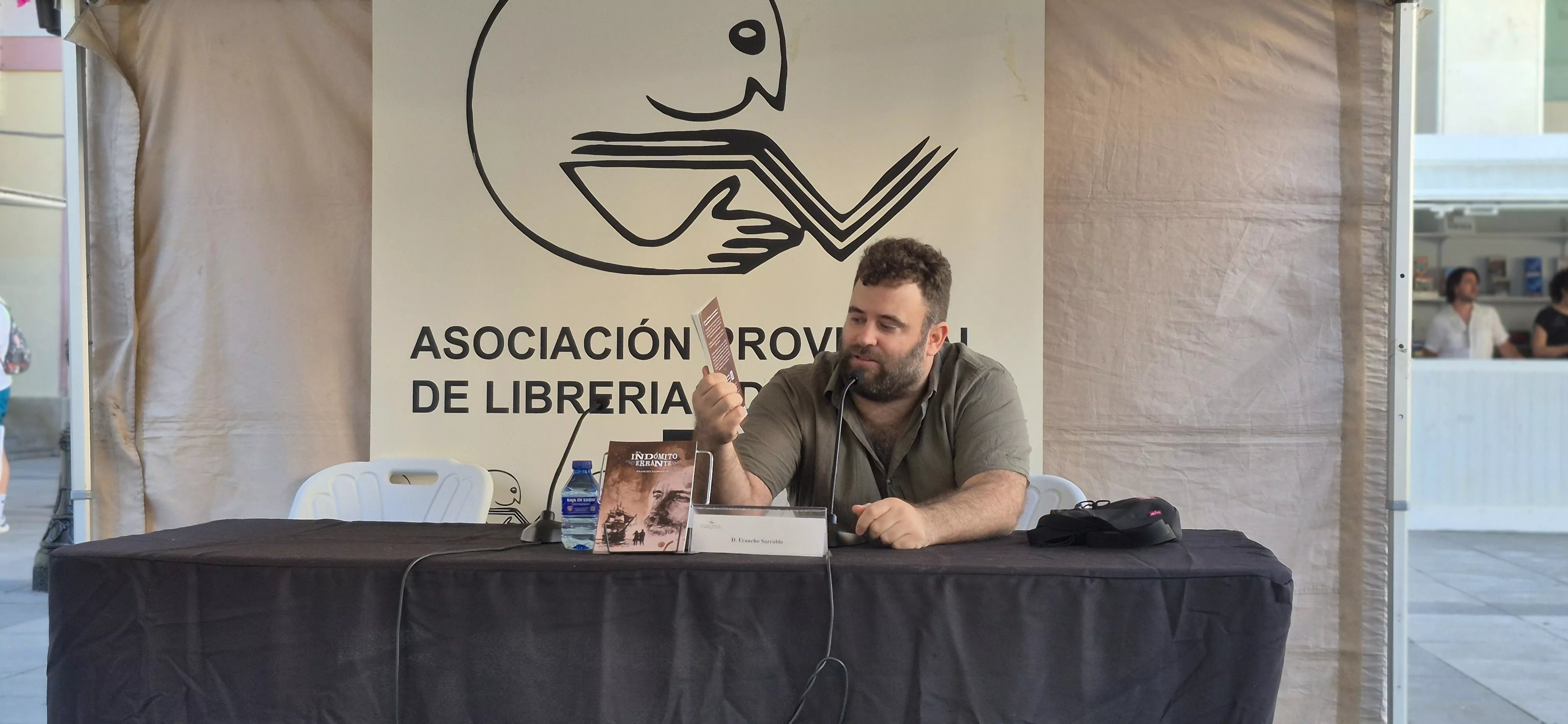 Francho Sarrablo. 42 Feria del libro el martes 2 de junio. Foto Myriam Martínez