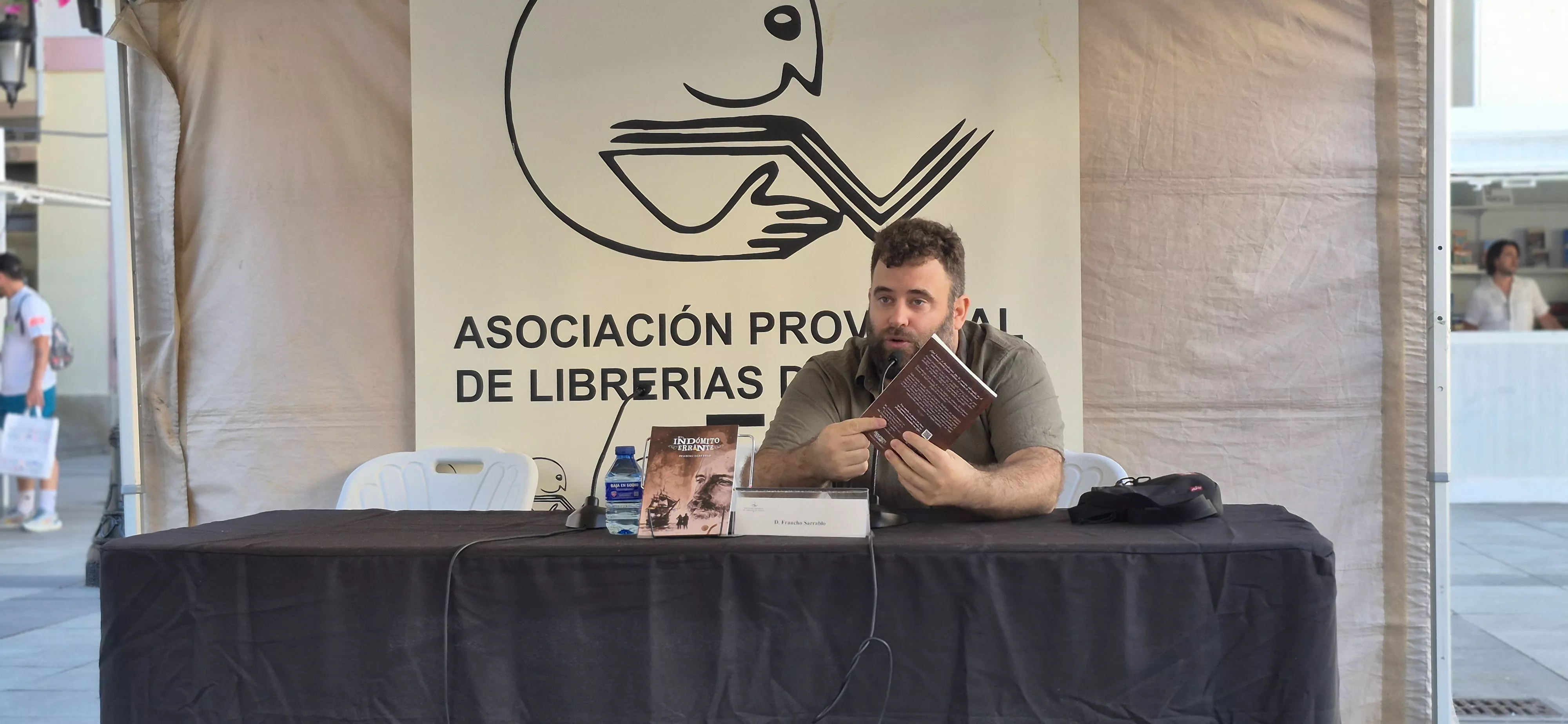 Francho Sarrablo. 42 Feria del libro el martes 2 de junio. Foto Myriam Martínez