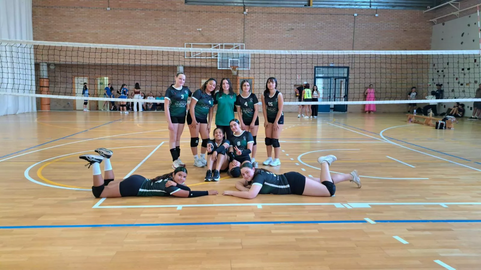 EM CVHUESCA INFANTIL NEGRO