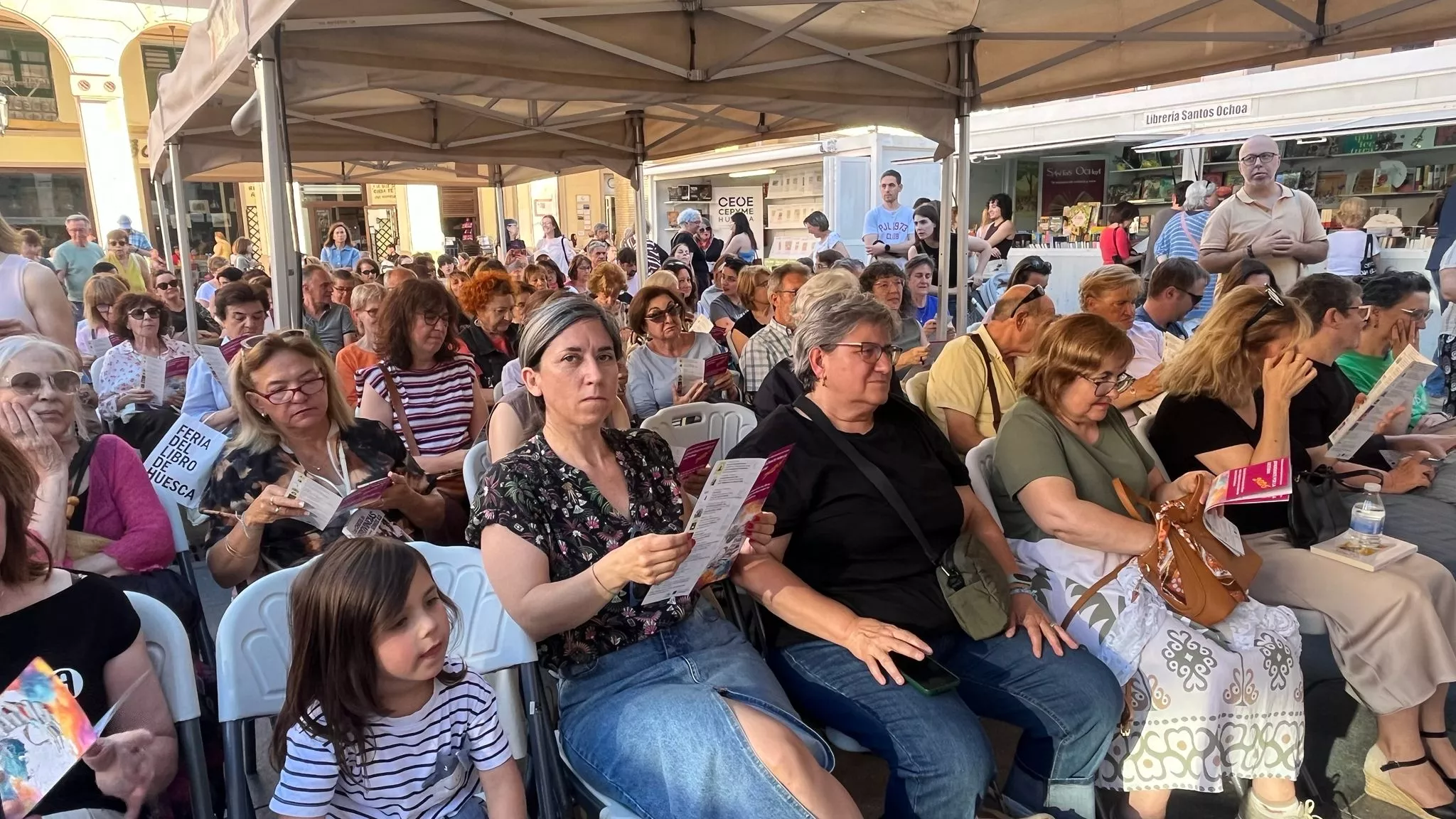  Encuentro de los clubes de lectura de la Huesca en la 42 Feria del Libro. Foto Mercedes Manterola