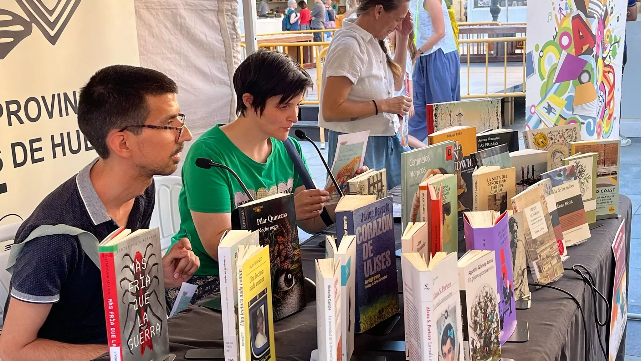  Encuentro de los clubes de lectura de la Huesca en la 42 Feria del Libro. Foto Mercedes Manterola