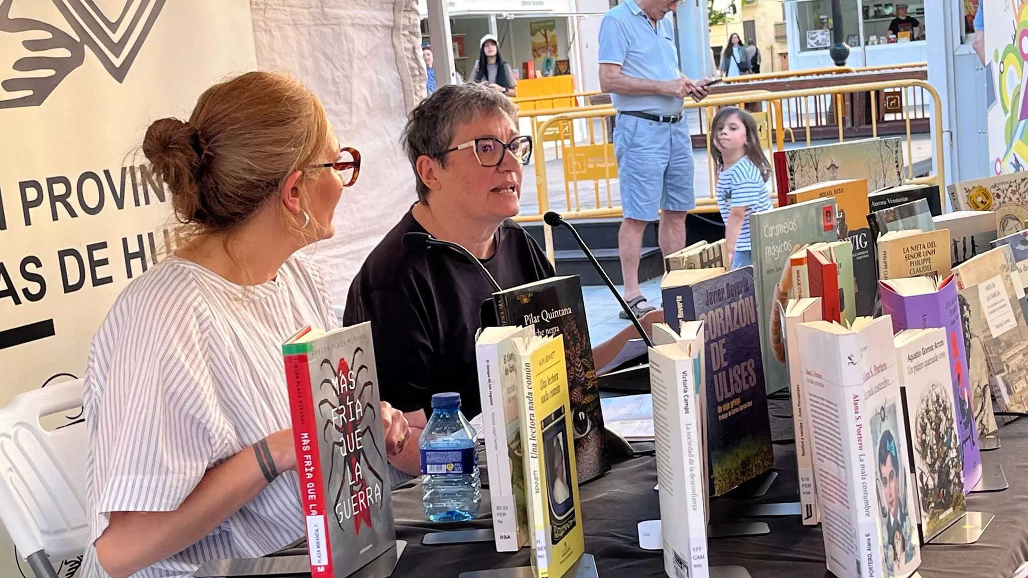  Encuentro de los clubes de lectura de la Huesca en la 42 Feria del Libro. Foto Mercedes Manterola