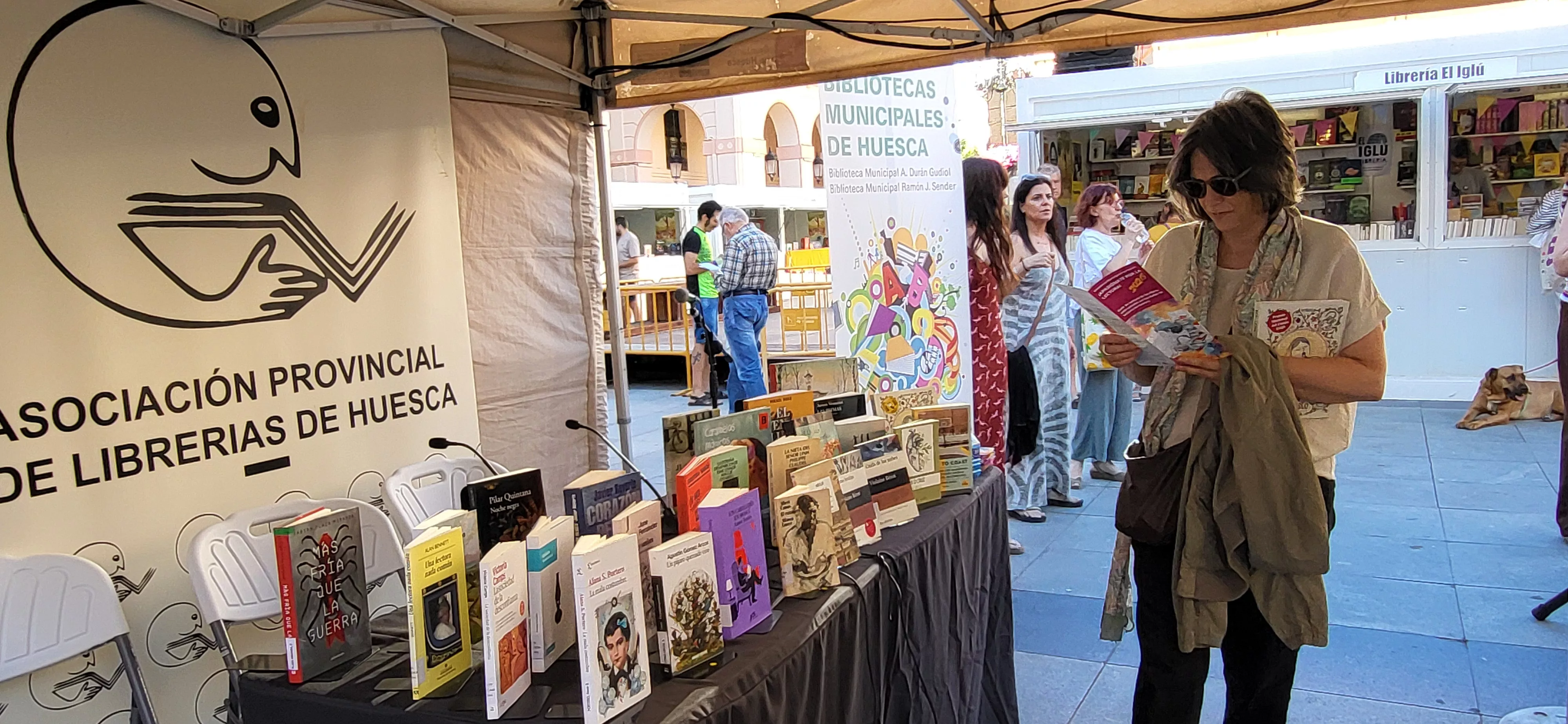  Encuentro de los clubes de lectura de la Huesca en la 42 Feria del Libro. Foto Mercedes Manterola