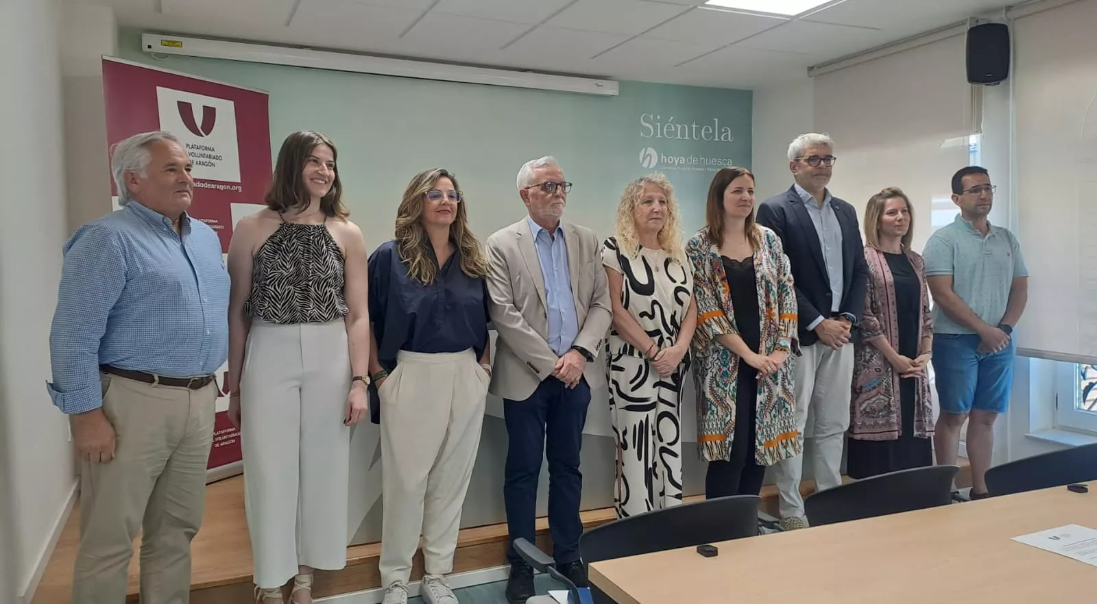 Partícipes del acto de adhesión de La Hoya a la Red de Apoyo contra la Soledad no Deseada
