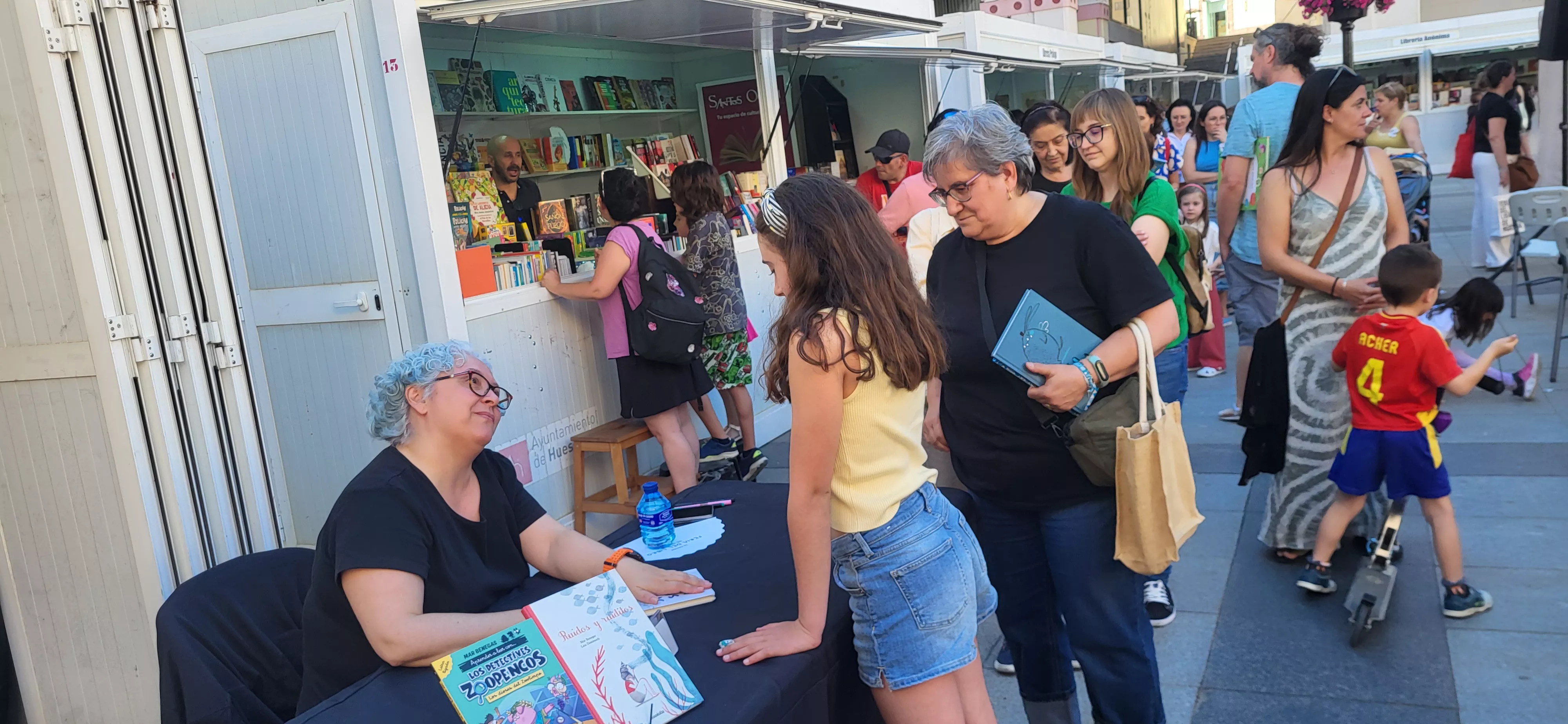 Encuentro de los clubes de lectura infantiles con Mar Benegas. Foto Mercedes Manterola
