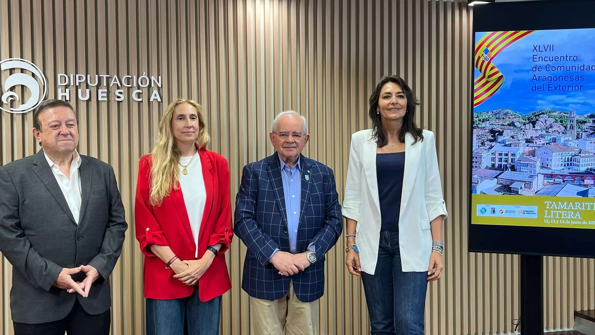 Cosme García, Sandra González, José Antonio Lázaro y Celsa Rufas en la presentación del encuentro en Tamarite de Litera. Foto Mercedes Manterola