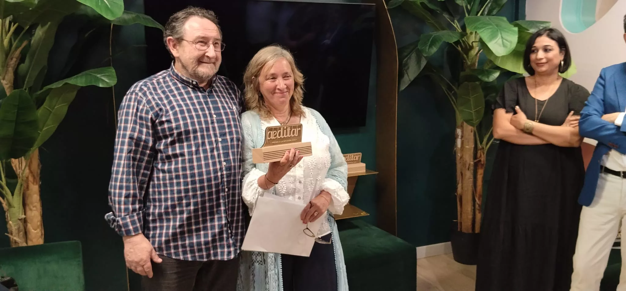 Premios Aeditar a Myriam Martínez y Víctor Castillón