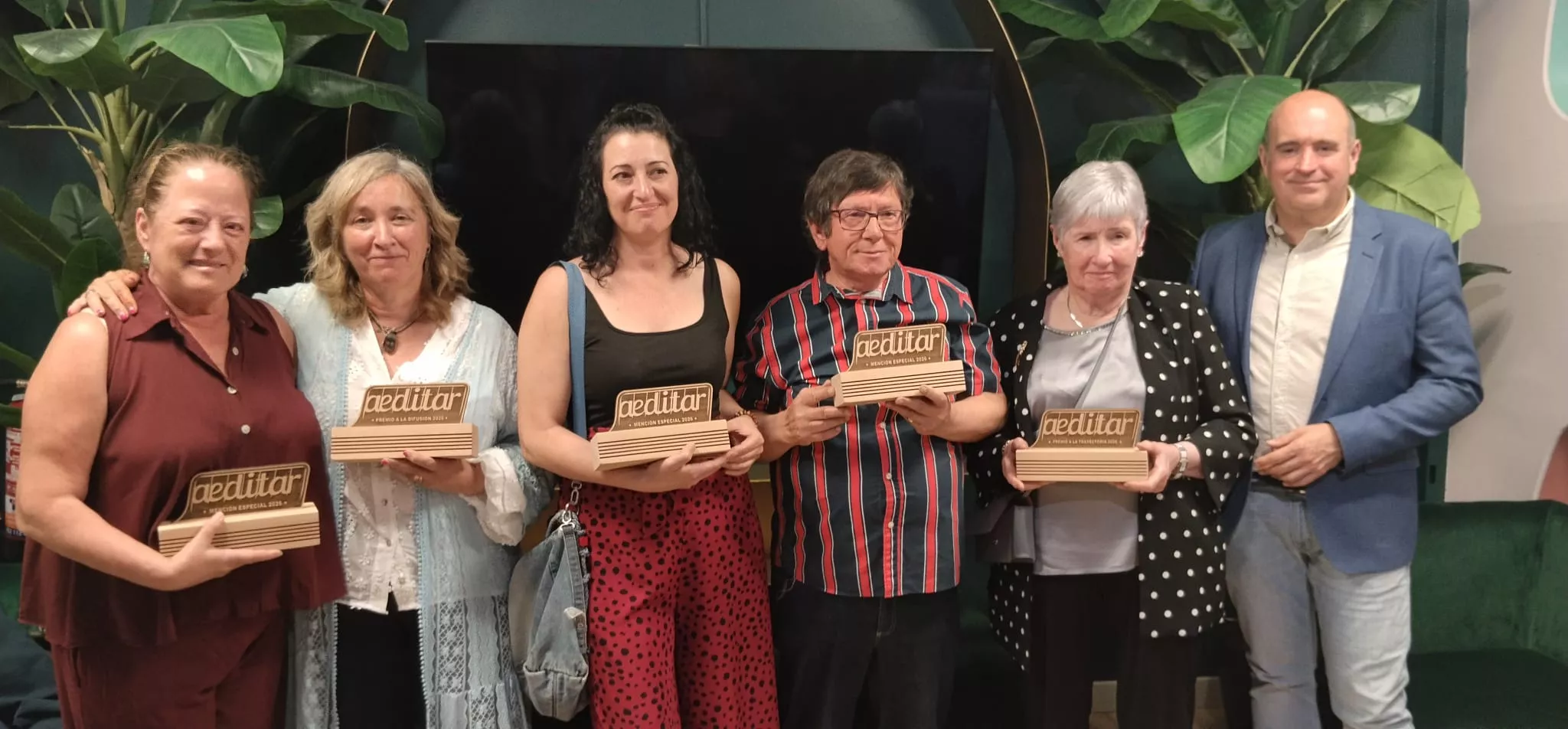Premios Aeditar a Myriam Martínez y Víctor Castillón