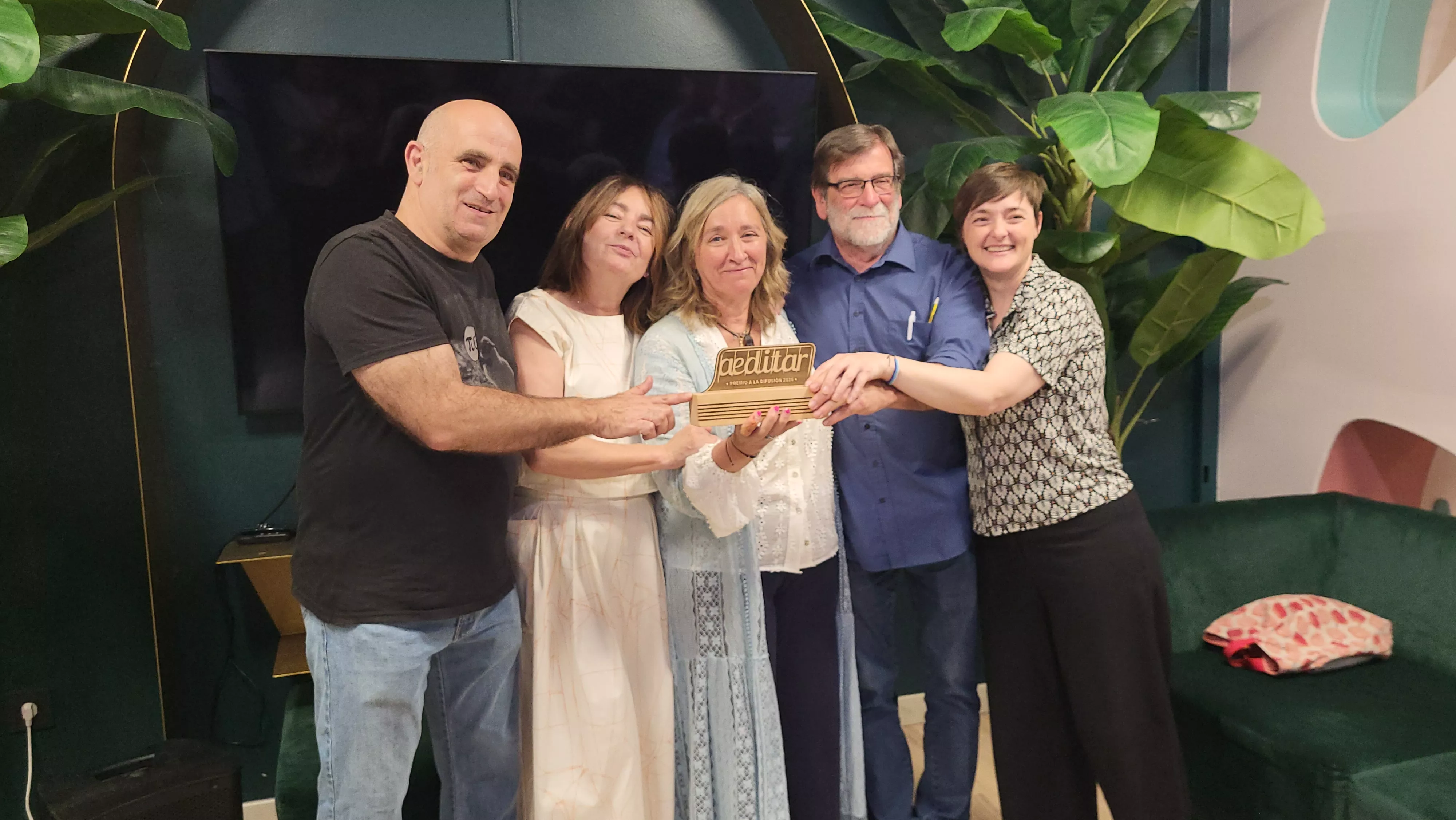 Premios Aeditar a Myriam Martínez y Víctor Castillón