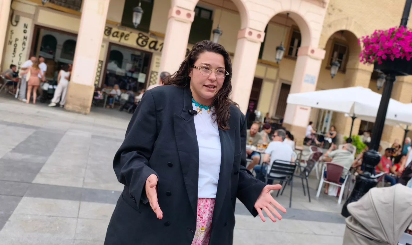 Elena Satué, autora de Los chicos del Avenida con Inazio Laghetasc