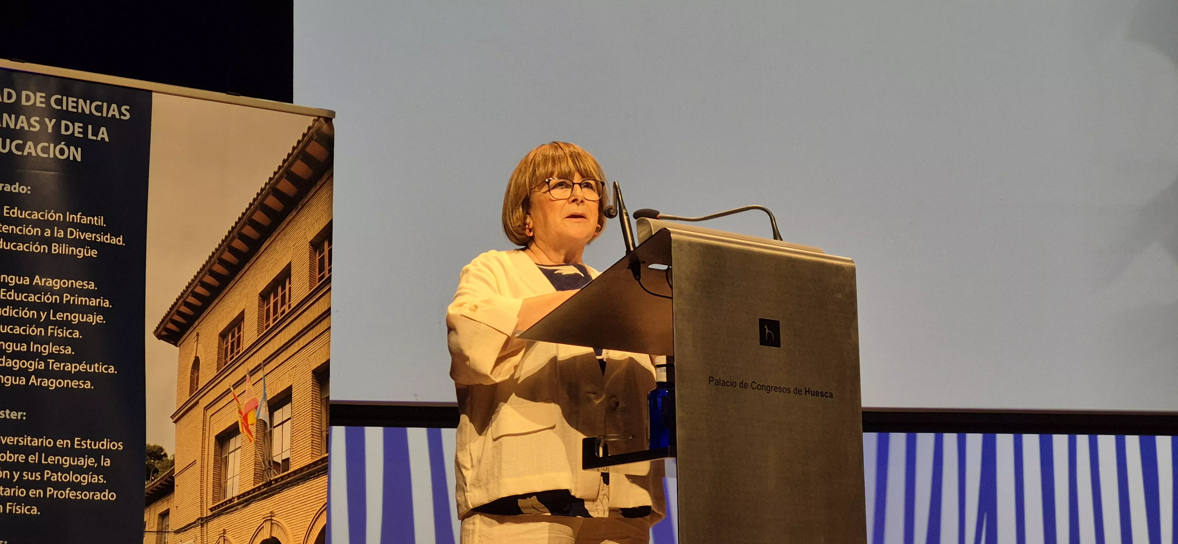 Graduación de más de 230 maestras y maestros en el Campus de Huesca. Foto Myriam Martínez