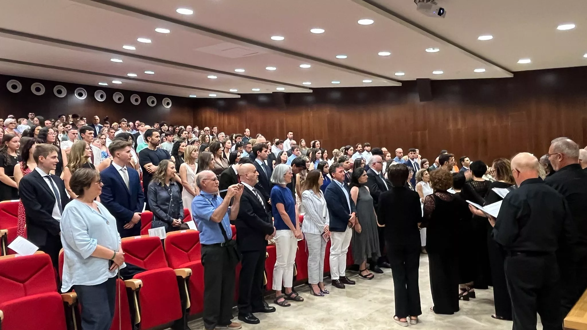 Entrega de bandas de graduación de la Facultad de Empresa y Gestión Pública. Foto Mercedes Manterola