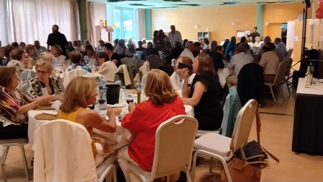 Encuentro de los de 6º de Bachillerato de los cinco institutos de Huesca en el Abba