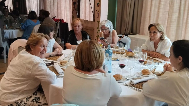 Encuentro de los de 6º de Bachillerato de los cinco institutos de Huesca en el Abba