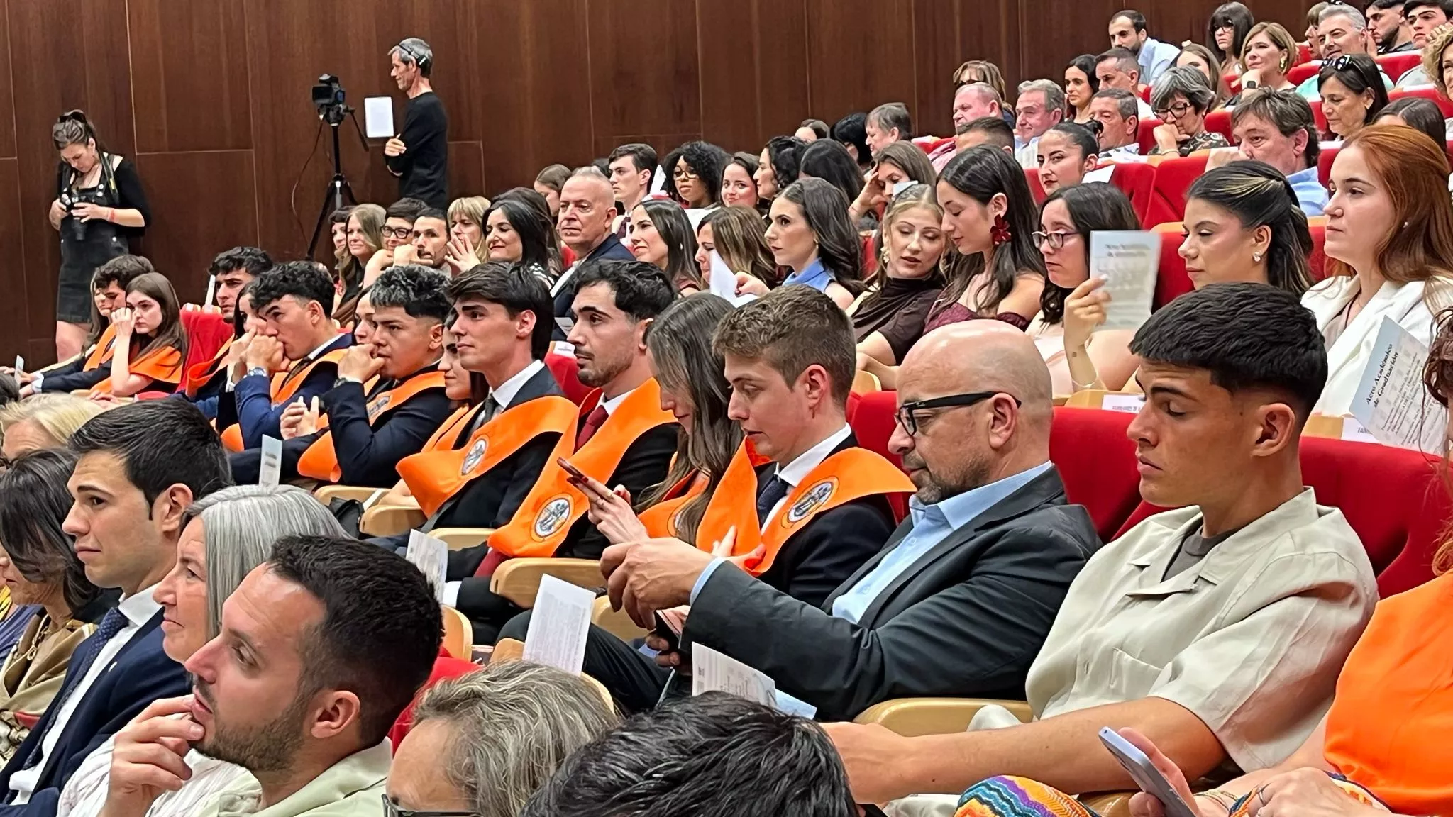 La Facultad de Empresa impulsa a una nueva generación. Foto Mercedes Manterola