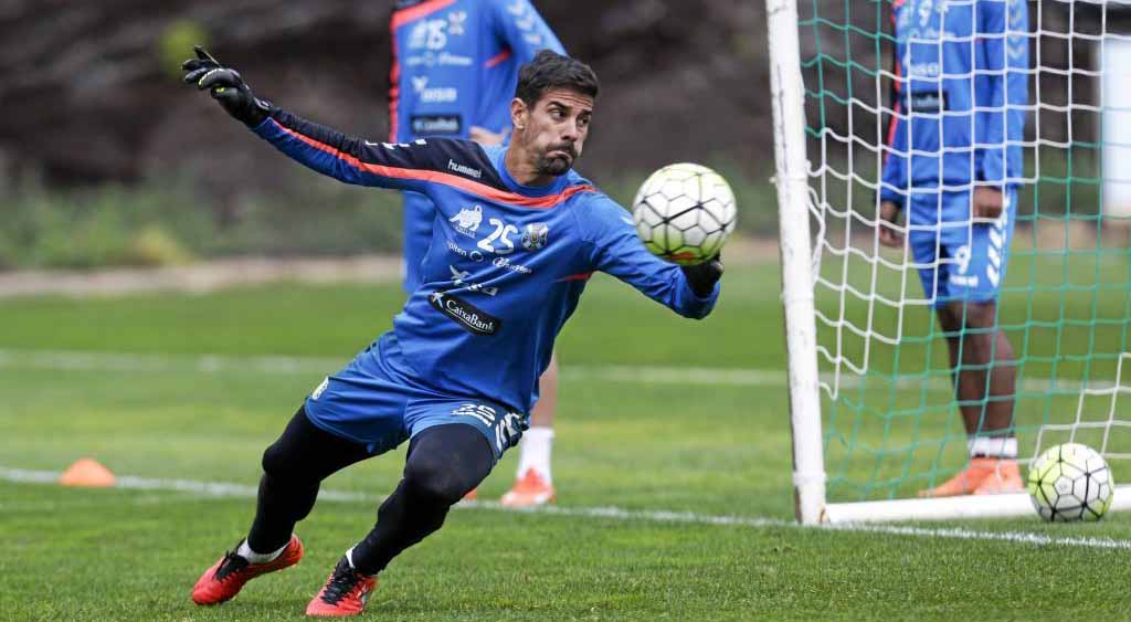 Dani Hernández, en un entrenamiento con el Tenerife.