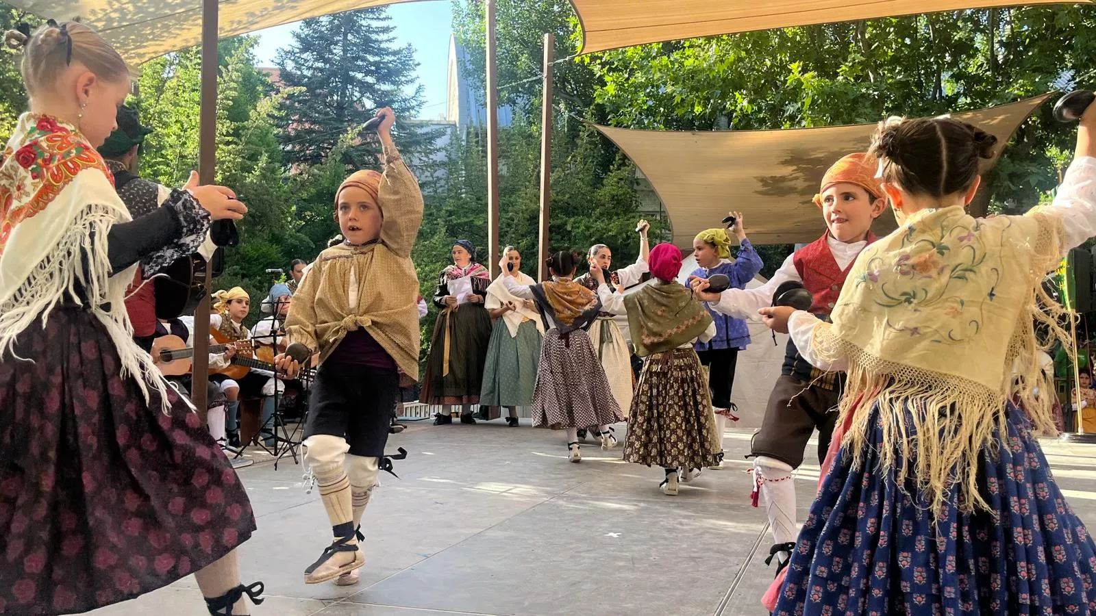 Final de curso de la Escuela de Folklore Santa Cecilia 2025-2026. Foto Mercedes Manterola