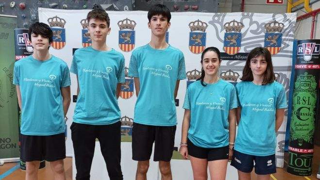 De izquierda a derecha: Miguel Nieto, Hugo Montiu, Diego Nieto, Jara Marco y Nerea Marco. De izquierda a derecha: Miguel Nieto, Hugo Montiu, Diego Nieto, Jara Marco y Nerea Marco.