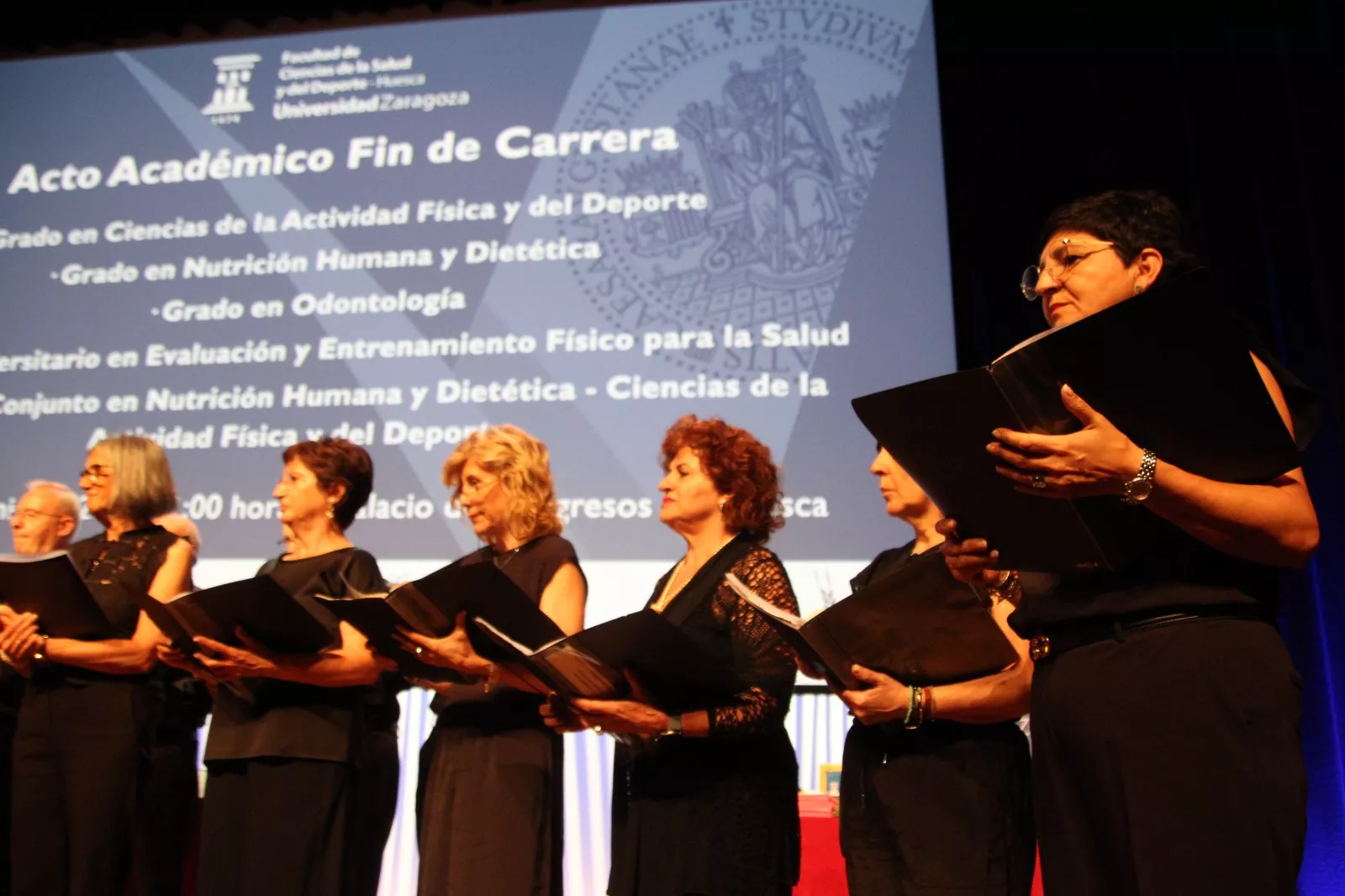 Acto de graduación de la Facultad de Ciencias de la Salud y del Deporte. Foto Carlos Neofato