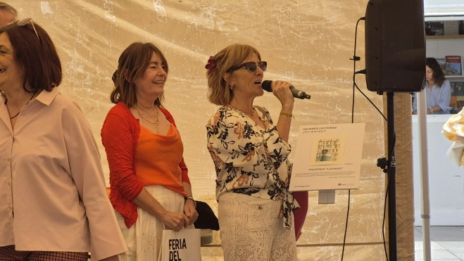Proyecto artístico “Mujeres lectoras. Mujeres leonas”, de Rafael Romero. Foto Myriam Martínez Proyecto artístico “Mujeres lectoras. Mujeres leonas”, de Rafael Romero. Foto Myriam Martínez