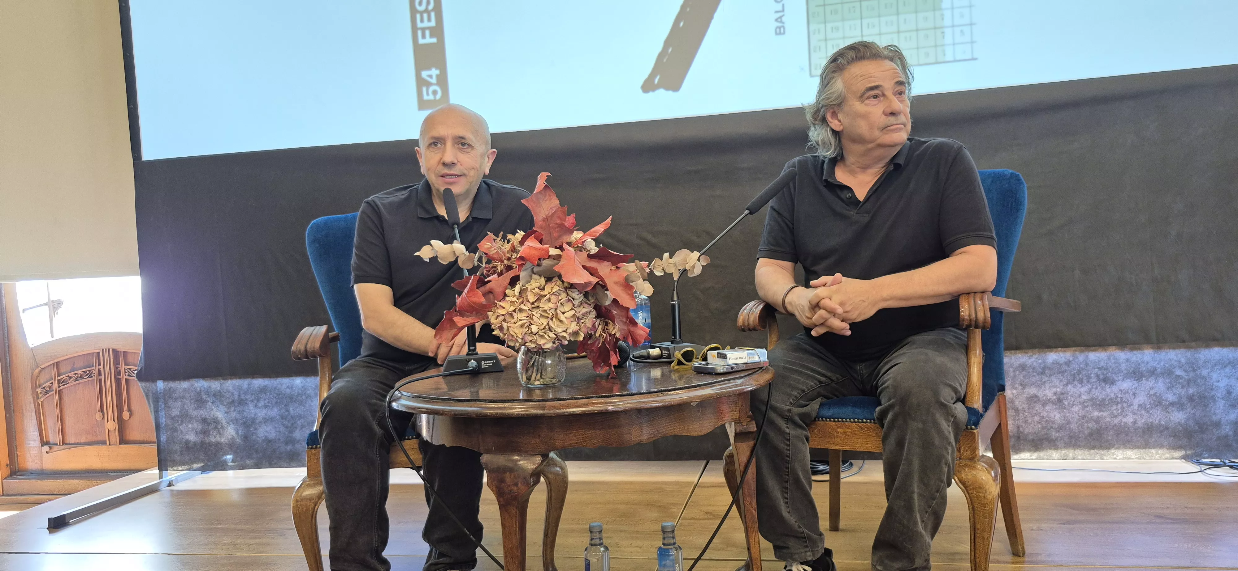 Luis Alegre y Eduard Fernández en el Festival Internacional de Cine de Huesca. Foto Myriam Martínez