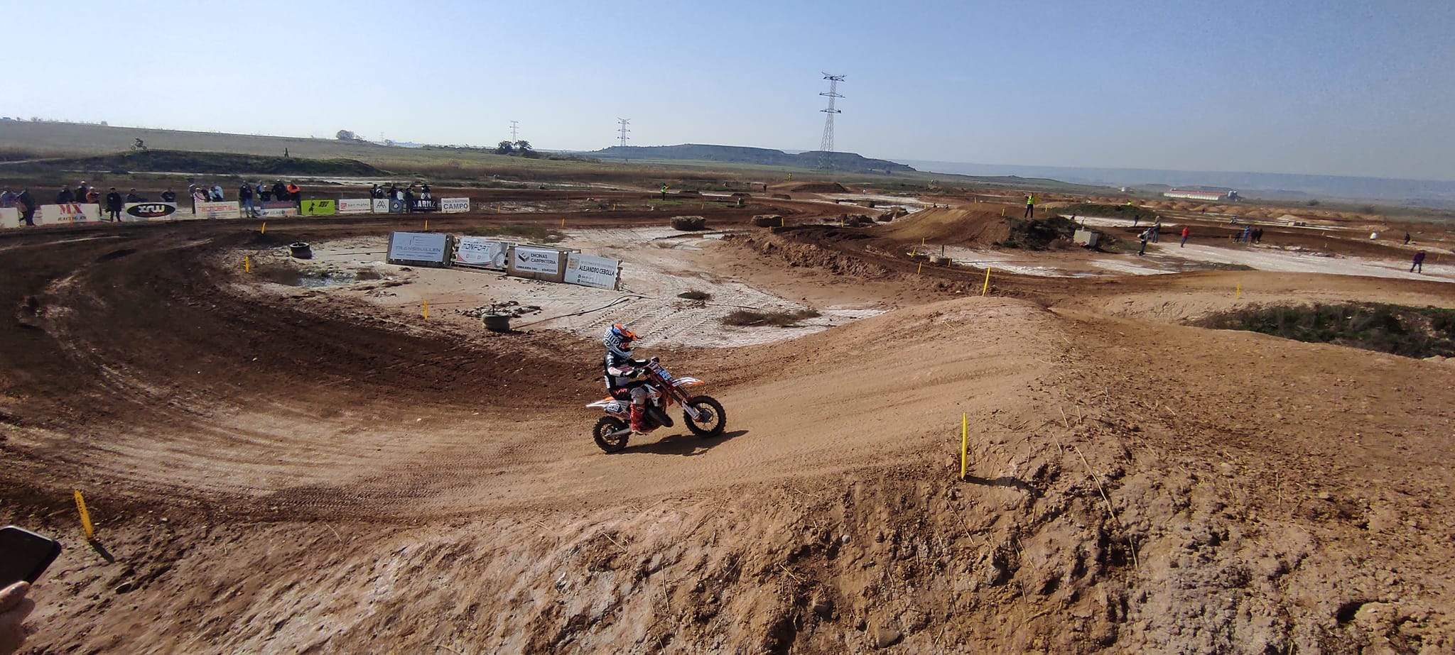 Imágenes del Motocross de Monzón. Foto: Motoclub Monzón