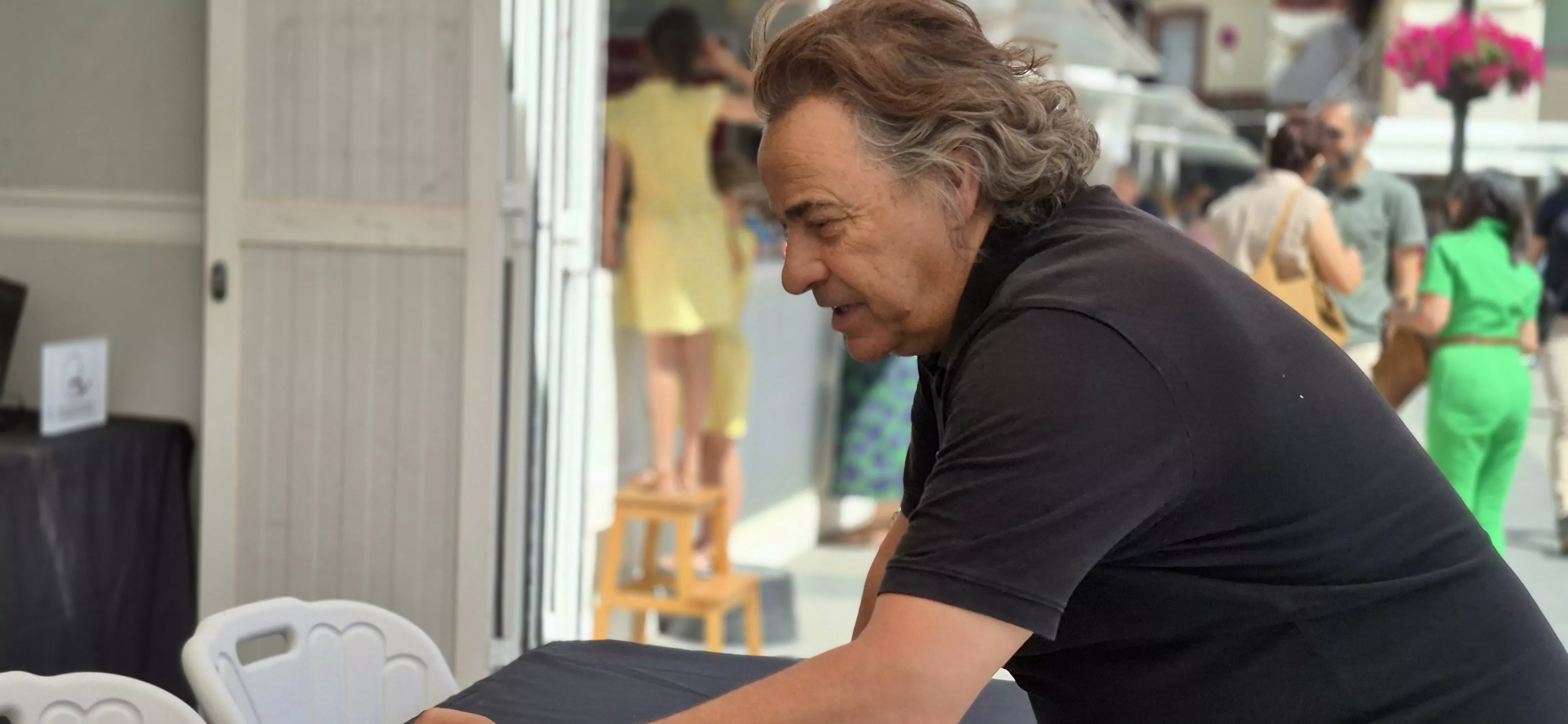 Eduard Fernández, en la Feria del Libro de Huesca. Foto Myriam Martínez