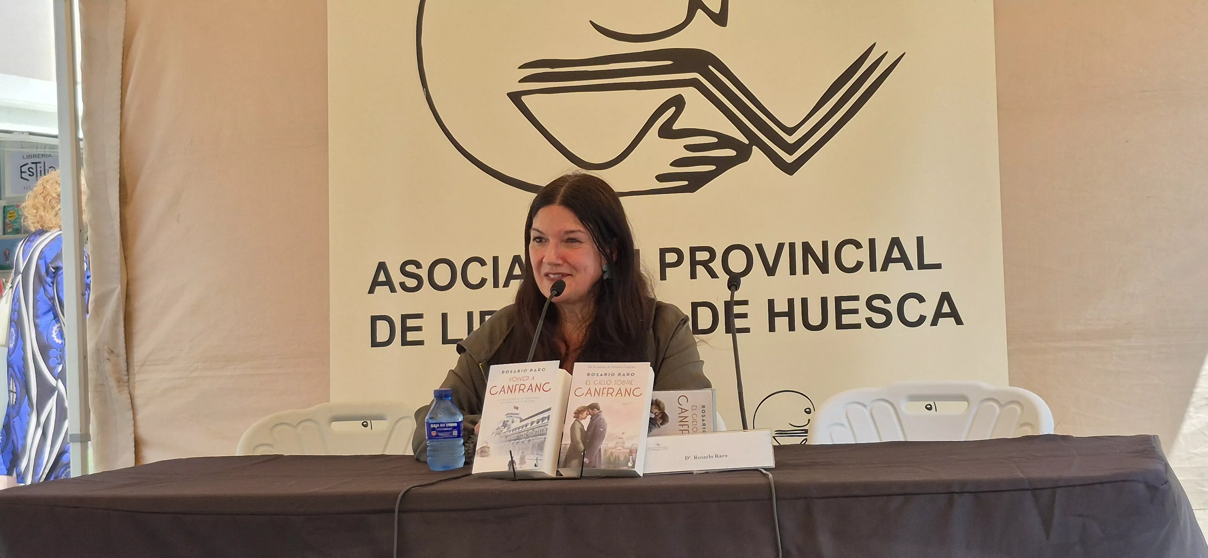 Rosario Raro, en la 42ª Feria del Libro de Huesca. Foto Myriam Martínez