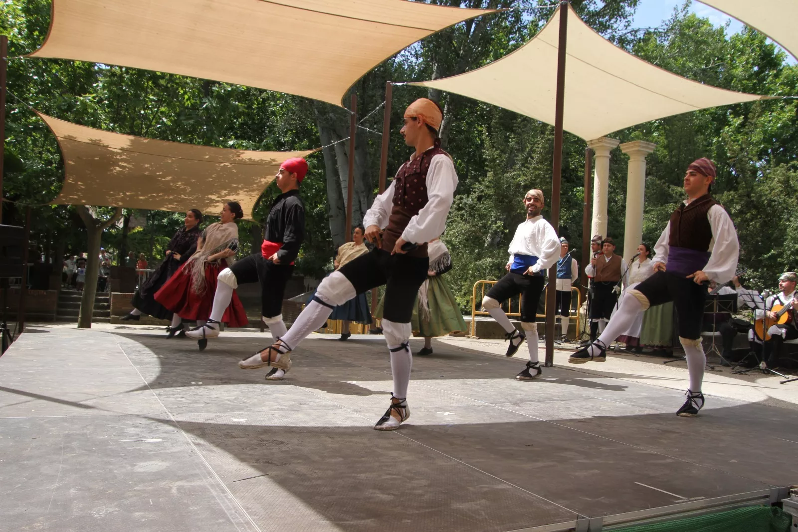 Roldán del Alto Aragón en el Ciclo de Folclore Aragonés. Foto Carlos Neofato