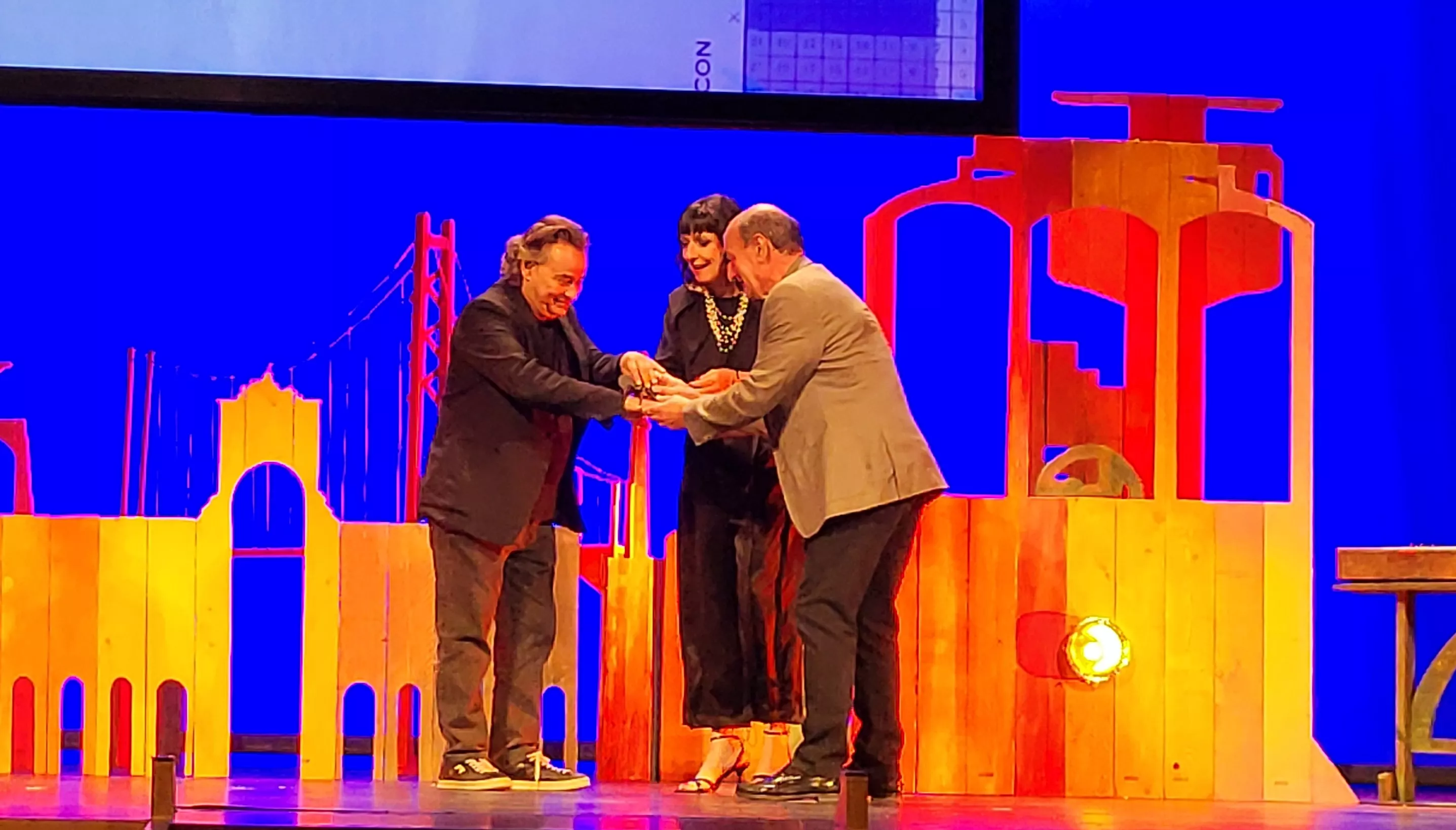 Entrega del premio Luis Buñuel a Eduard Fernández. Foto Mercedes Manterola