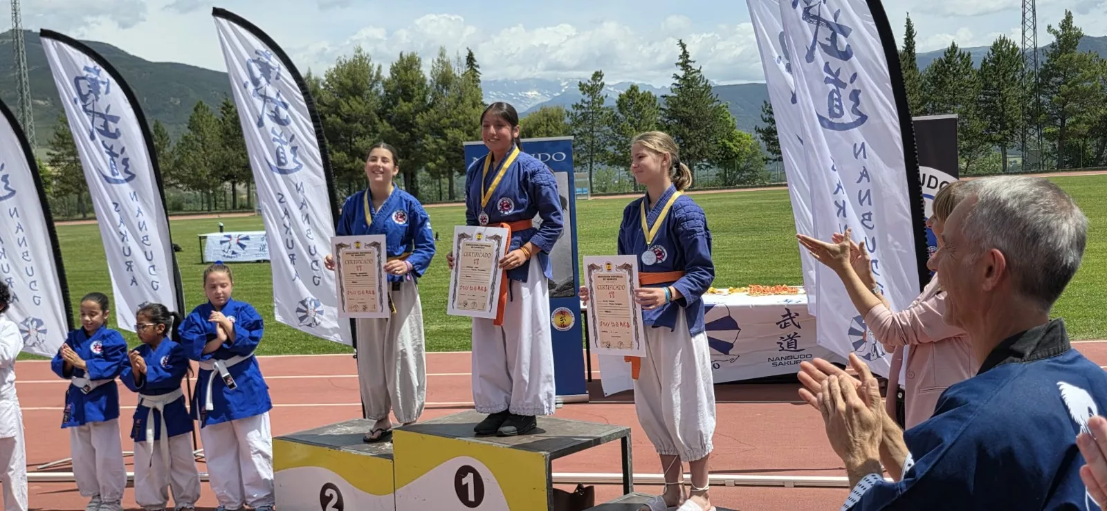 Imágenes del Torneo Nacional de Katas de nanbudo de Sabiñánigo
