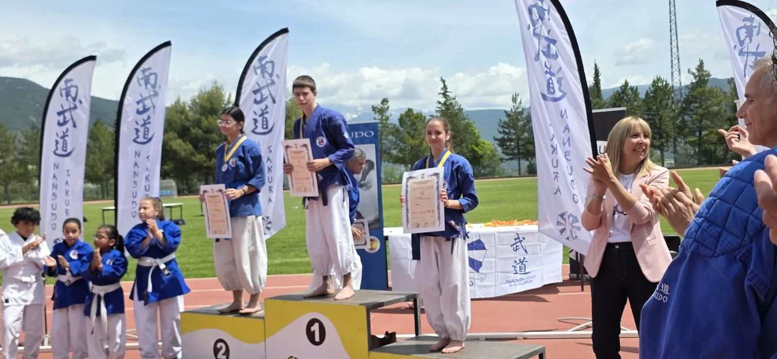 Imágenes del Torneo Nacional de Katas de nanbudo de Sabiñánigo