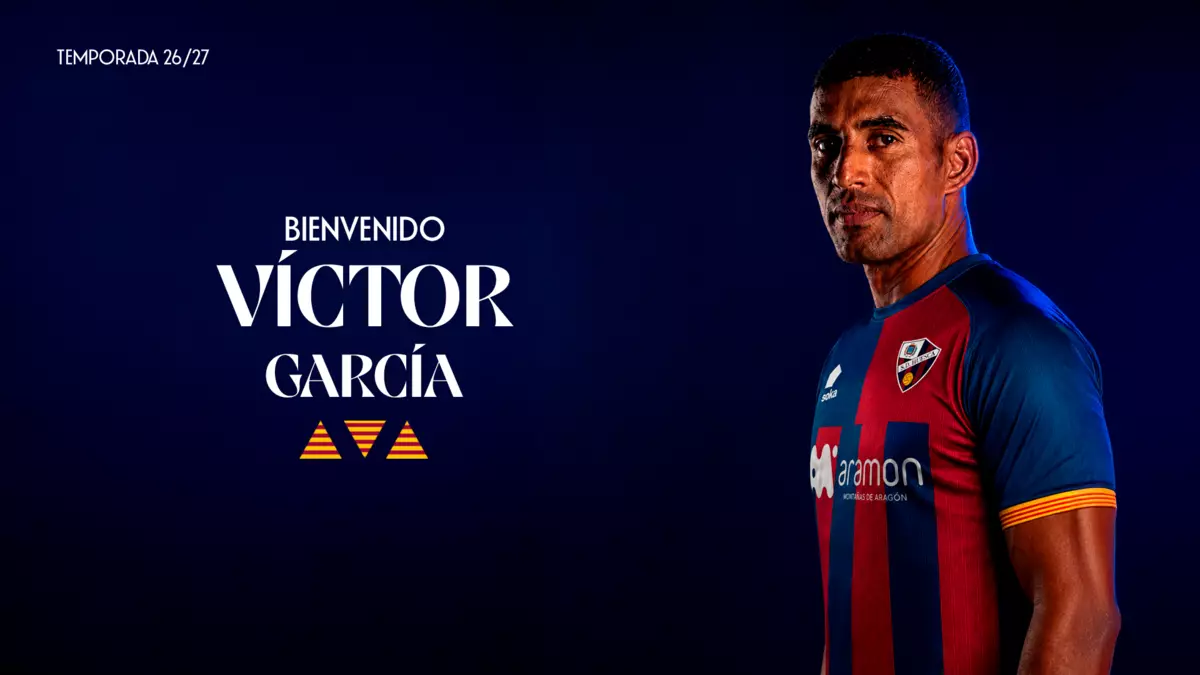 La SD Huesca refuerza su lateral con la llegada de Víctor García