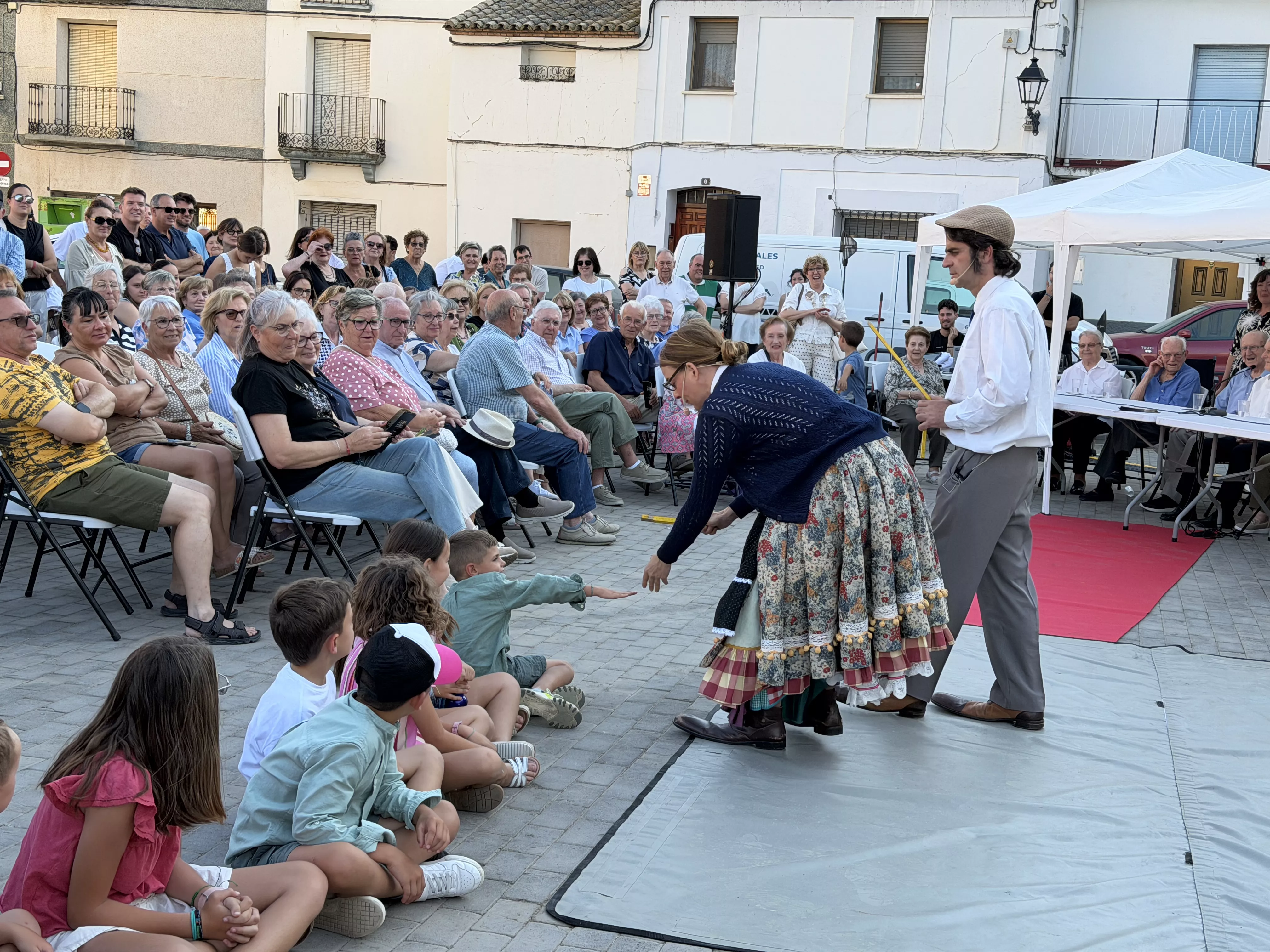 Presentación en Grañén de ‘Historias de un pueblo'.