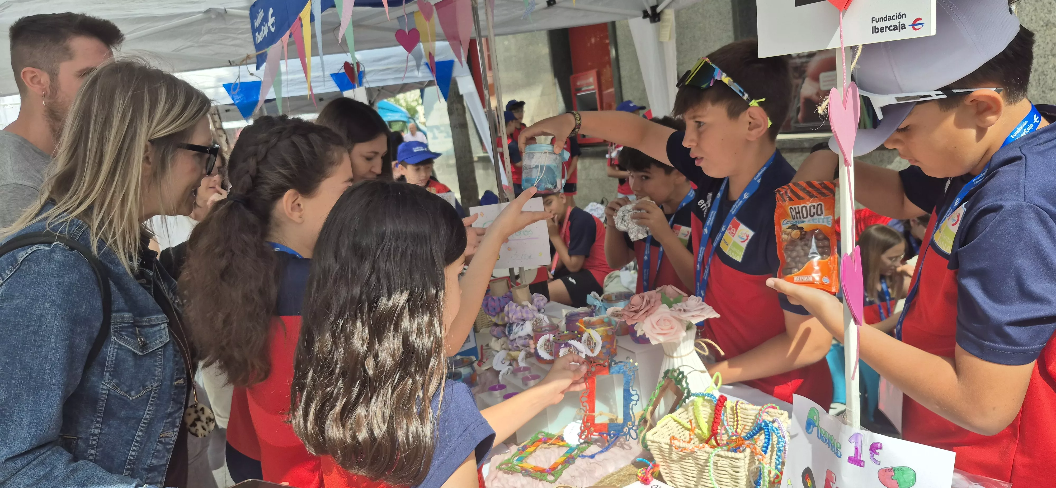 Mercado de Cooperativas Escolares de la Fundación Ibercaja. Foto Myriam Martínez