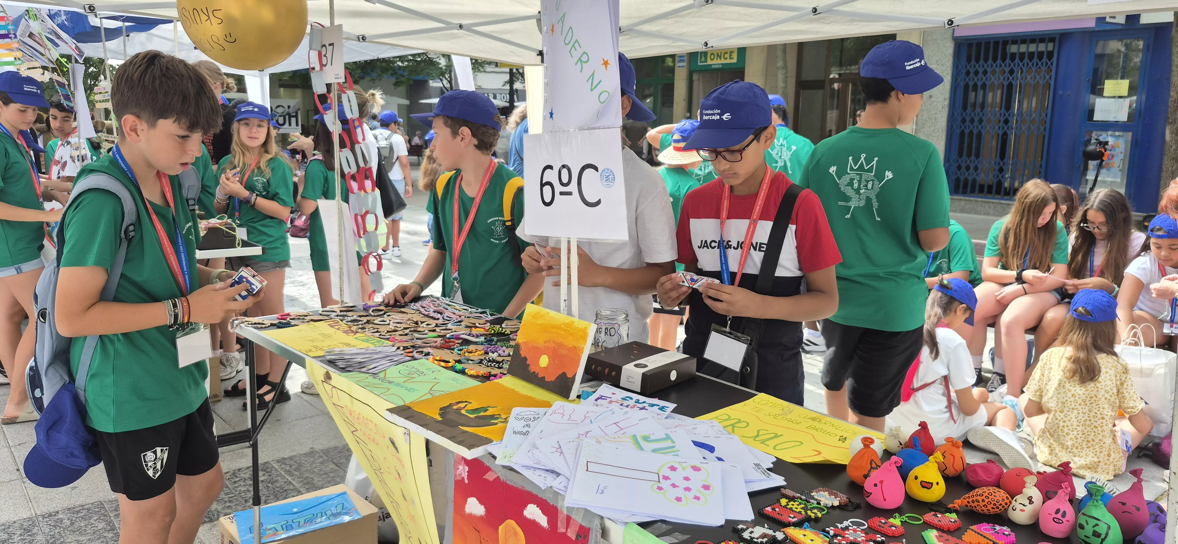 Mercado de Cooperativas Escolares de la Fundación Ibercaja. Foto Myriam Martínez