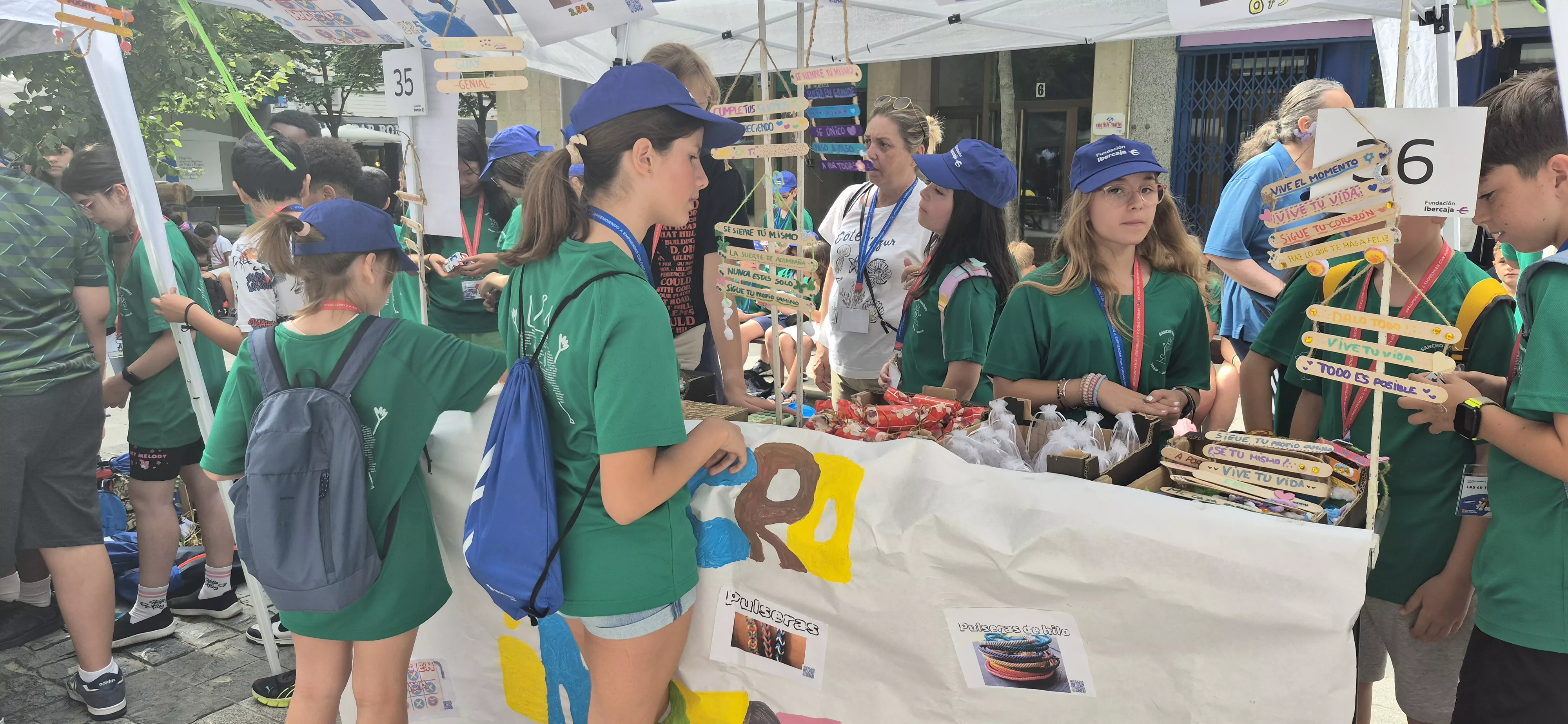 Mercado de Cooperativas Escolares de la Fundación Ibercaja. Foto Myriam Martínez