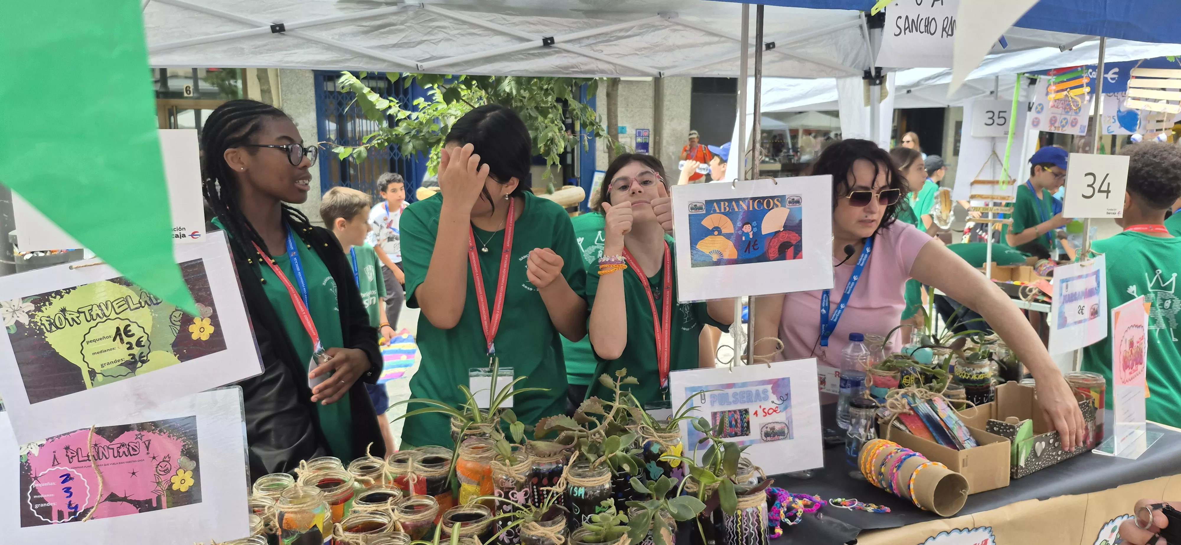 Mercado de Cooperativas Escolares de la Fundación Ibercaja. Foto Myriam Martínez